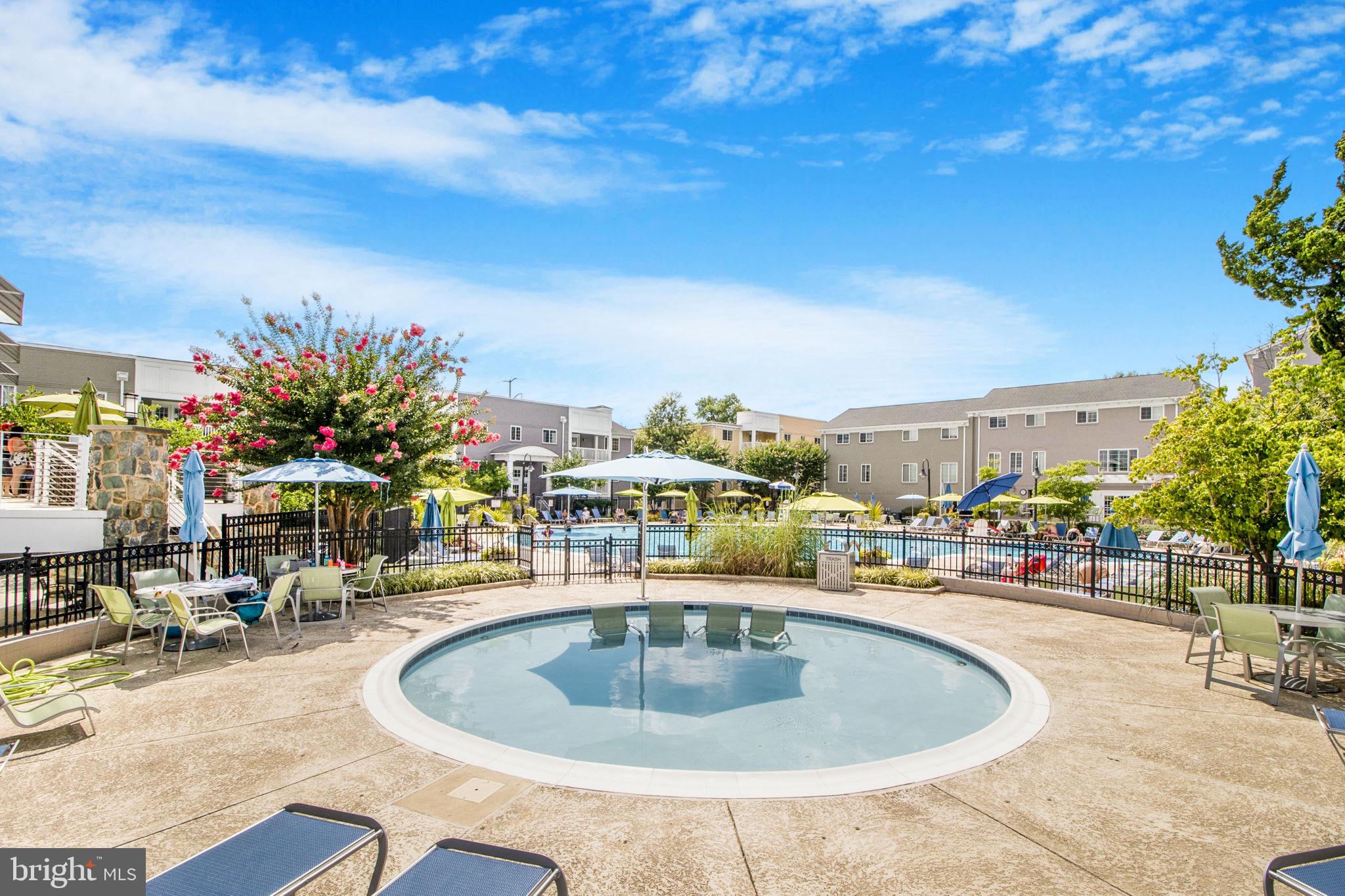 WEST VILLAGE OF SHIRLINGTON - Residential