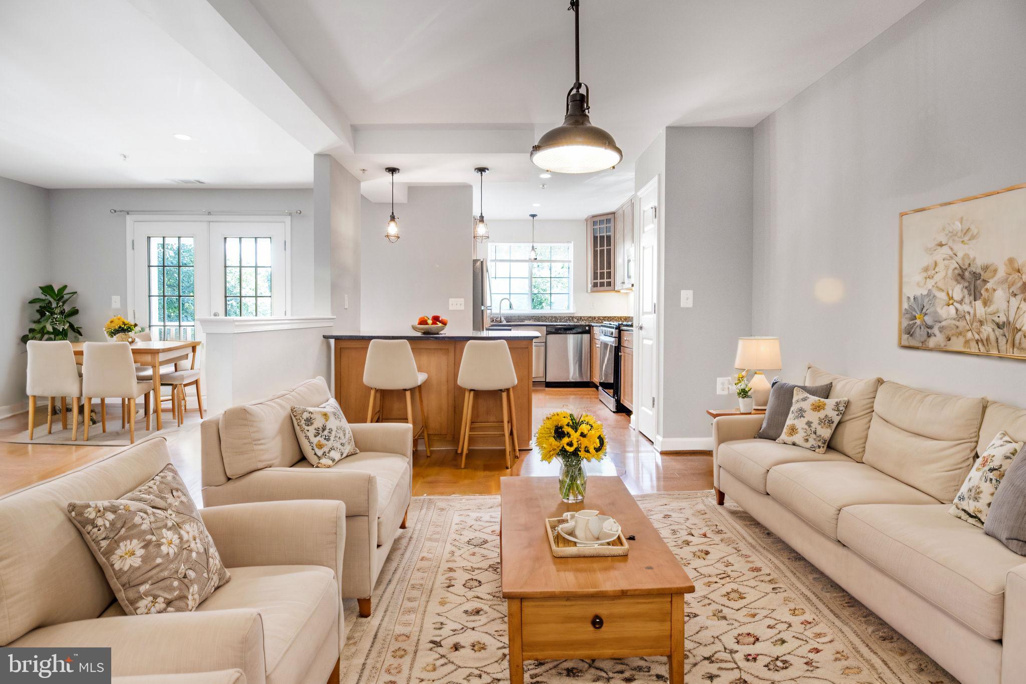 WEST VILLAGE OF SHIRLINGTON - Residential