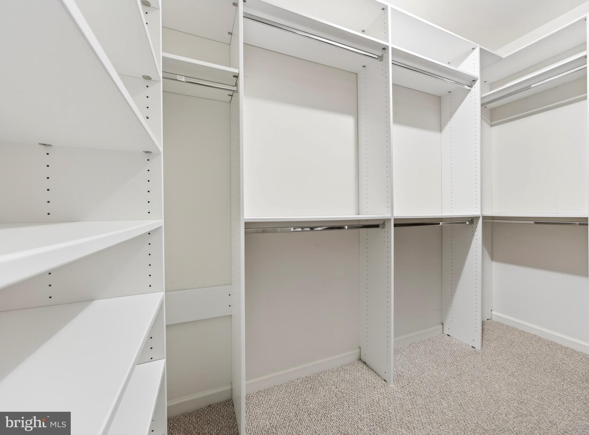 WAVERLY WOODS - Residential