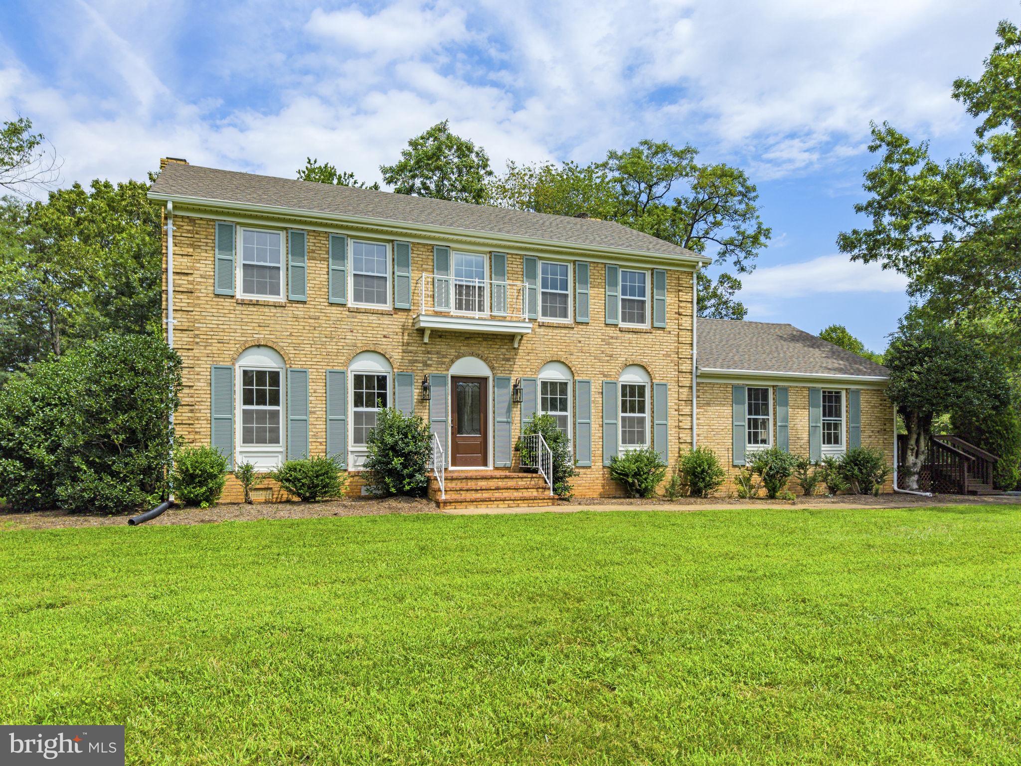 6989 FREDERICKSBURG ROAD