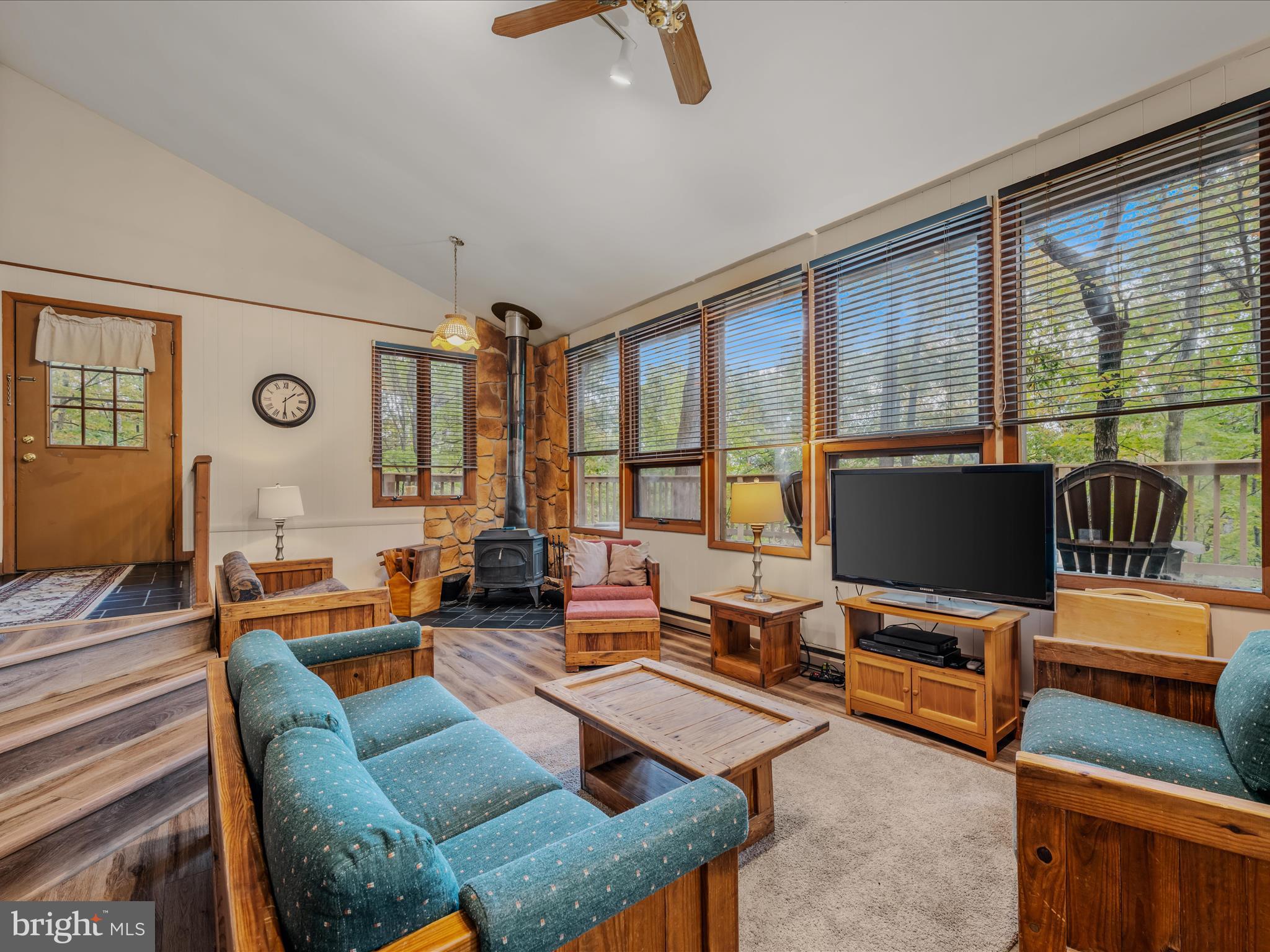 COOLFONT MOUNTAINSIDE - Residential