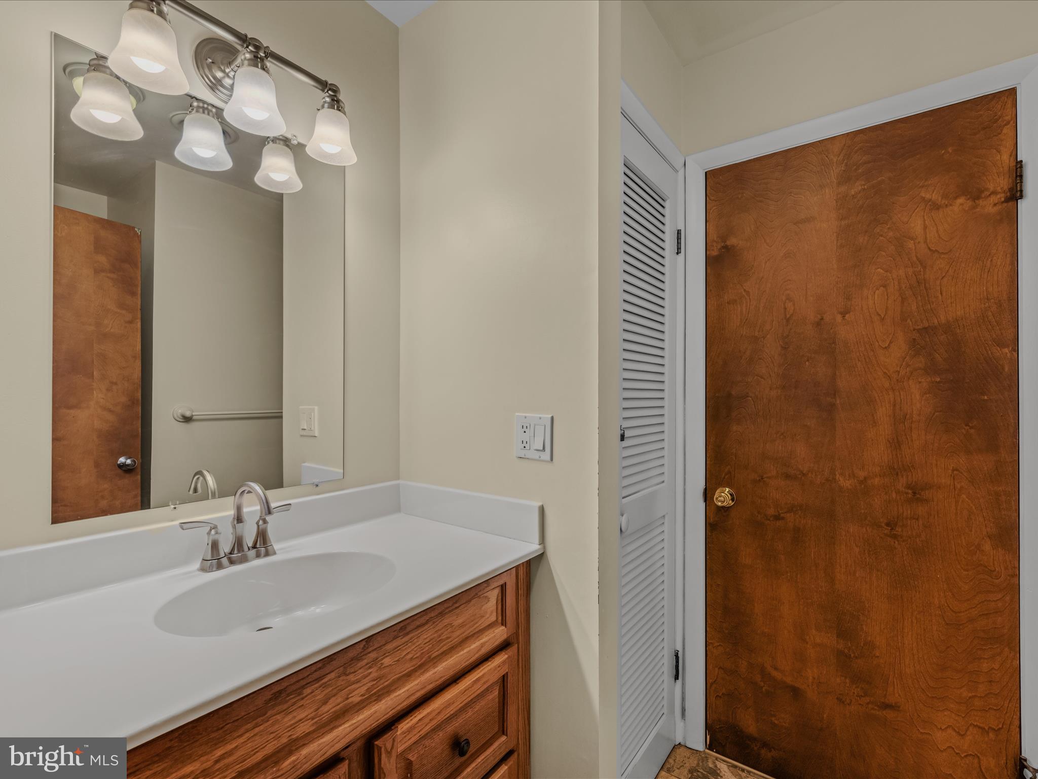 COOLFONT MOUNTAINSIDE - Residential