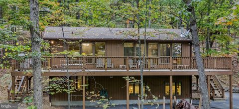 35 WARBLERS WAY BERKELEY SPRINGS WV 25411