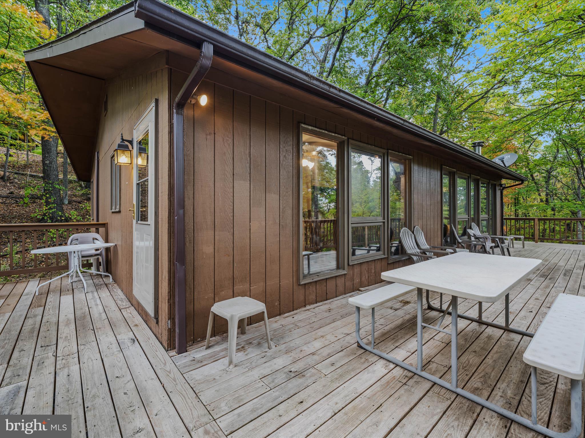 COOLFONT MOUNTAINSIDE - Residential