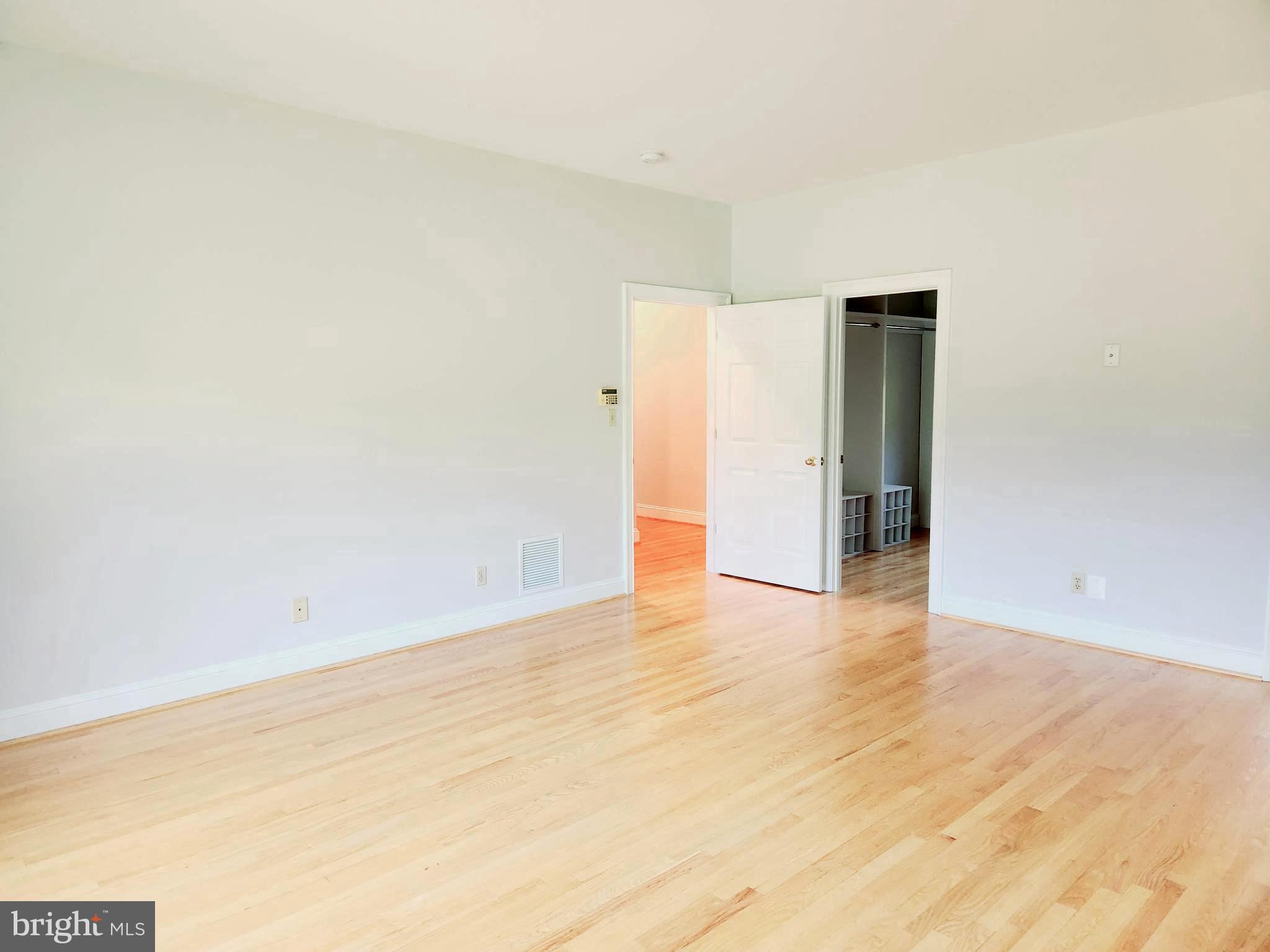 METES & BOUNDS - Residential Lease