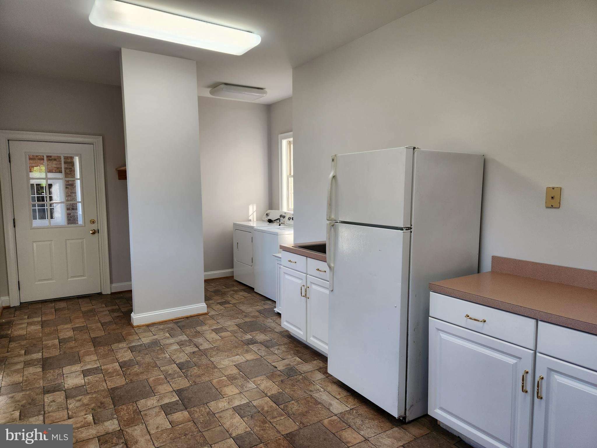 METES & BOUNDS - Residential Lease