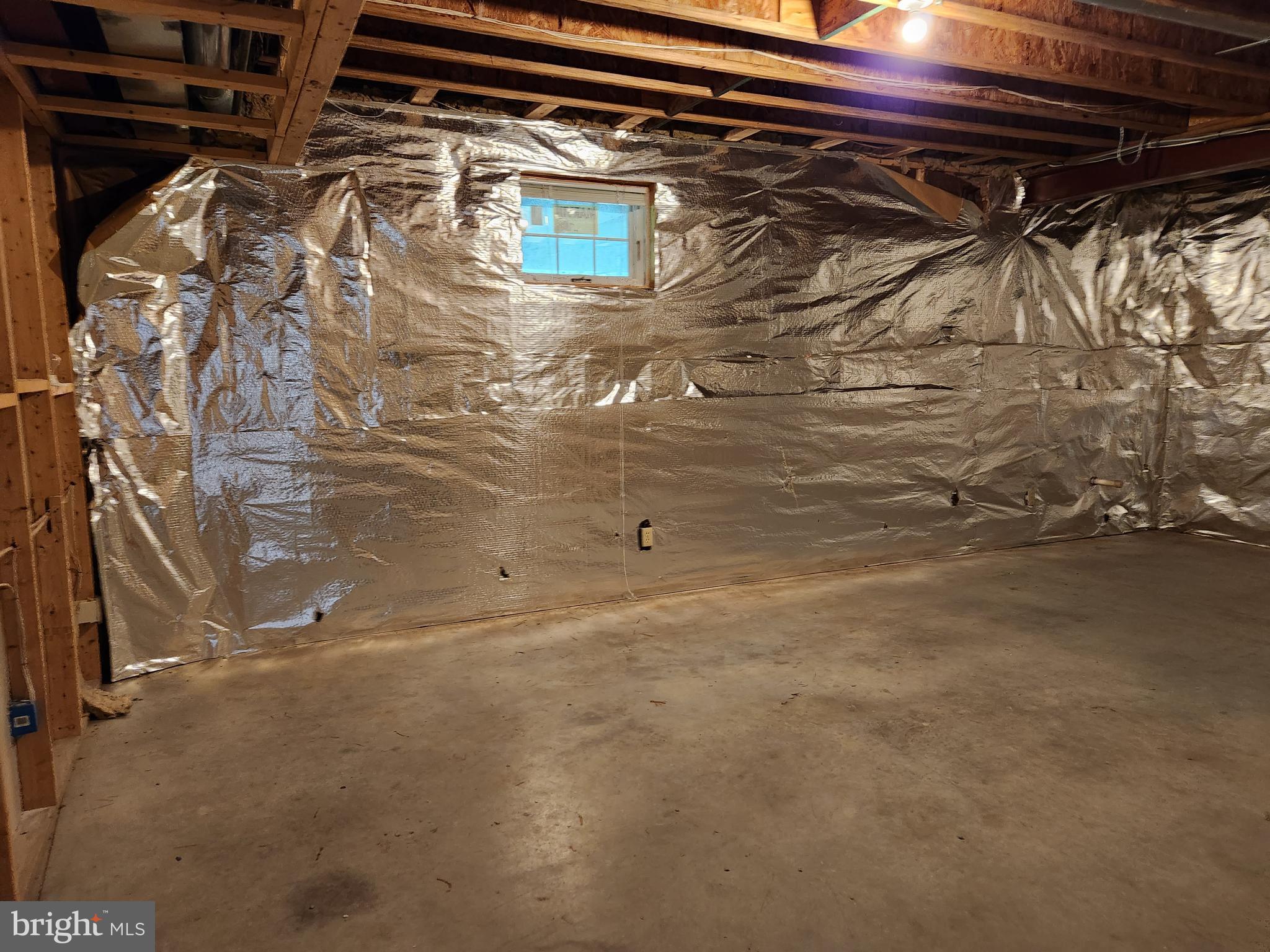 METES & BOUNDS - Residential Lease