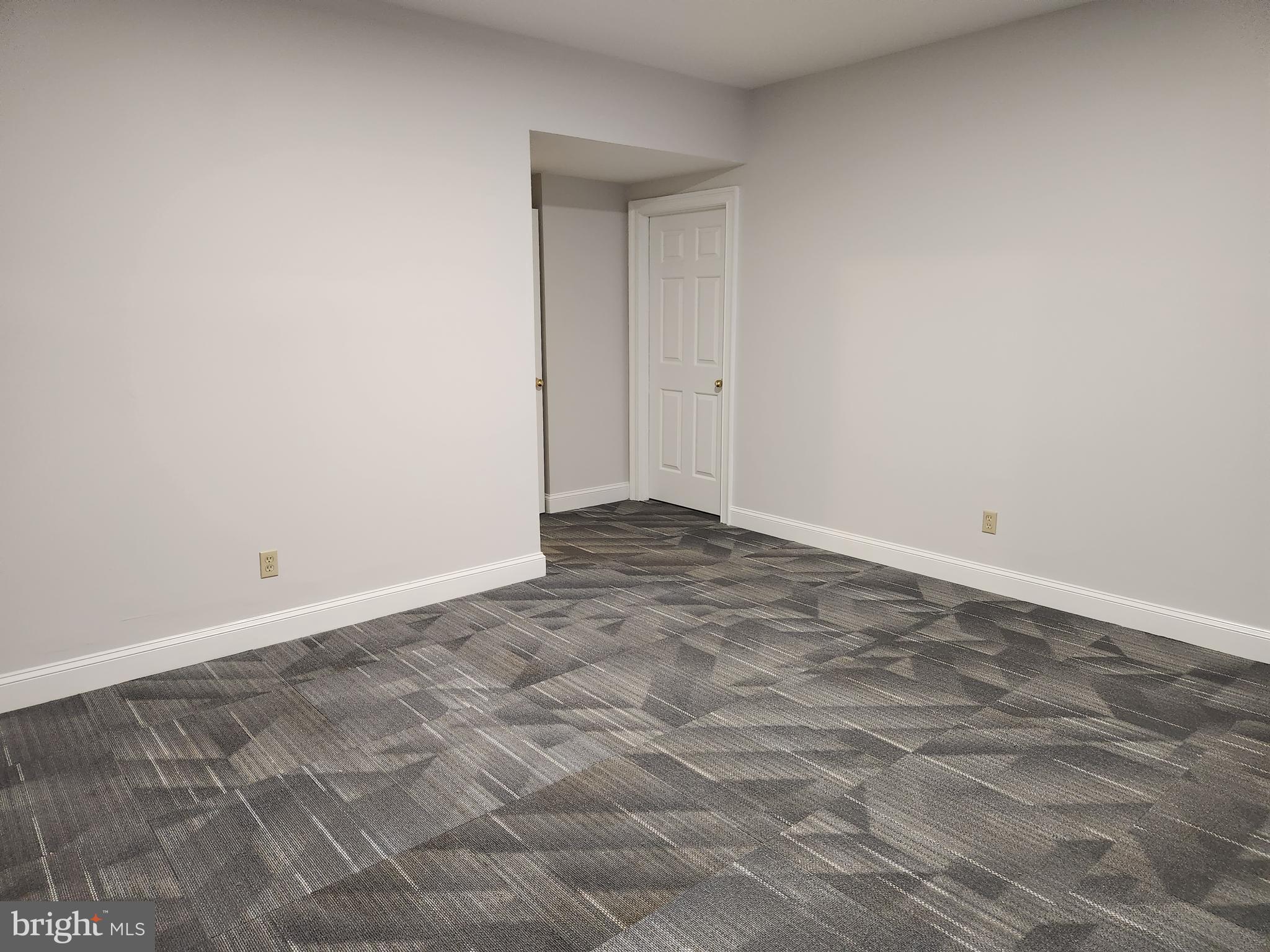 METES & BOUNDS - Residential Lease