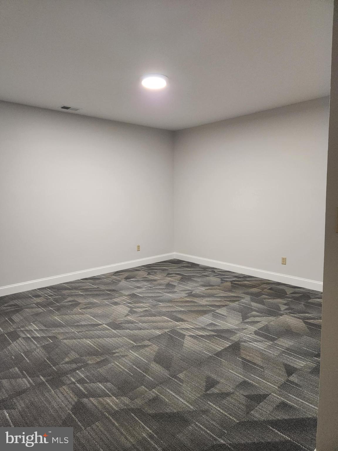 METES & BOUNDS - Residential Lease