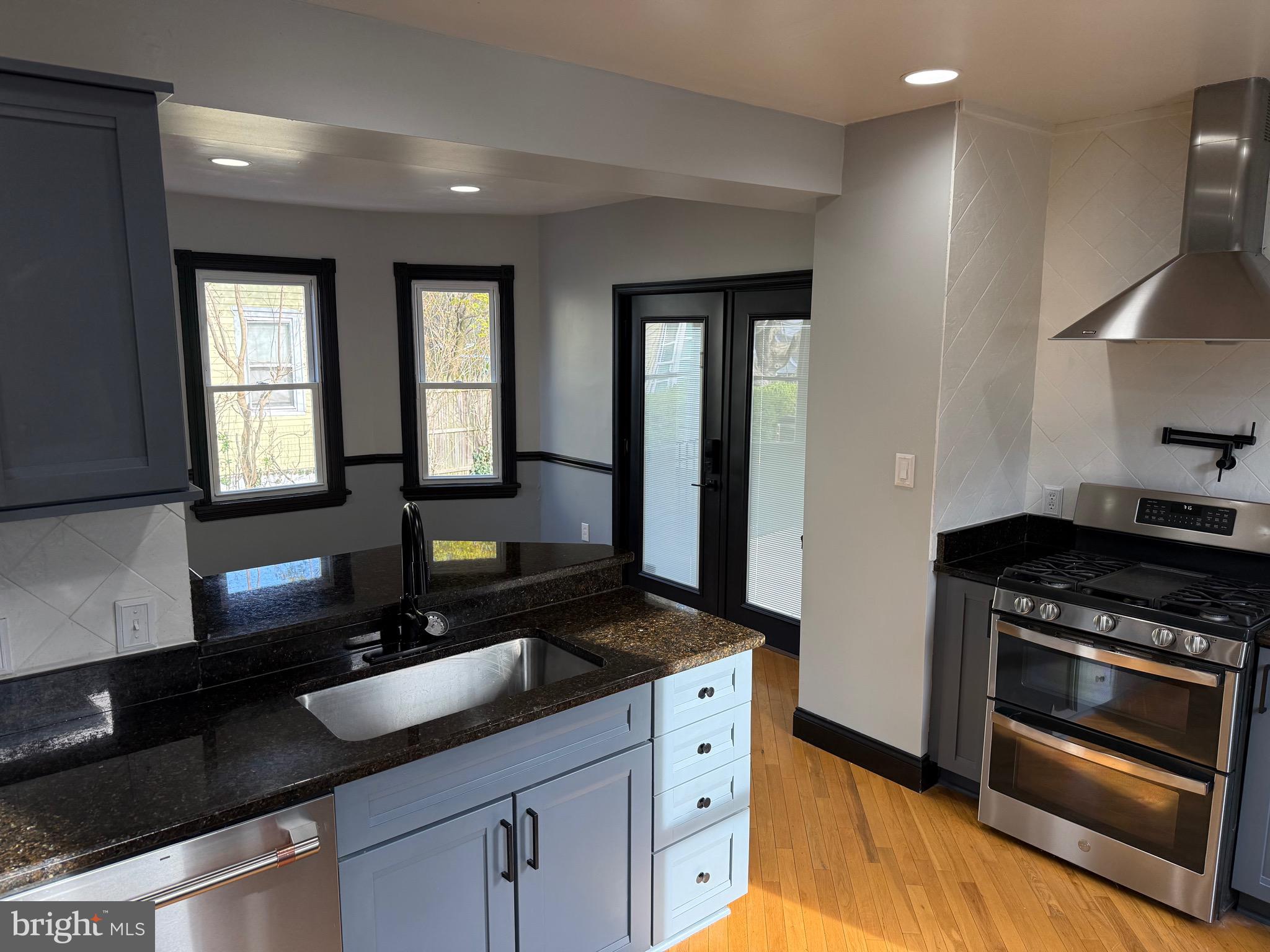 RICHARDSON PARK - Residential