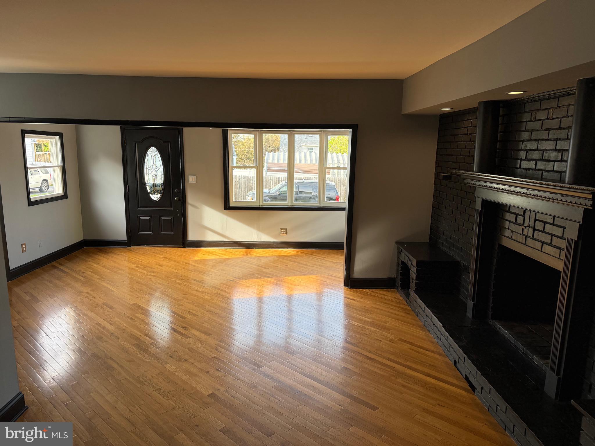 RICHARDSON PARK - Residential