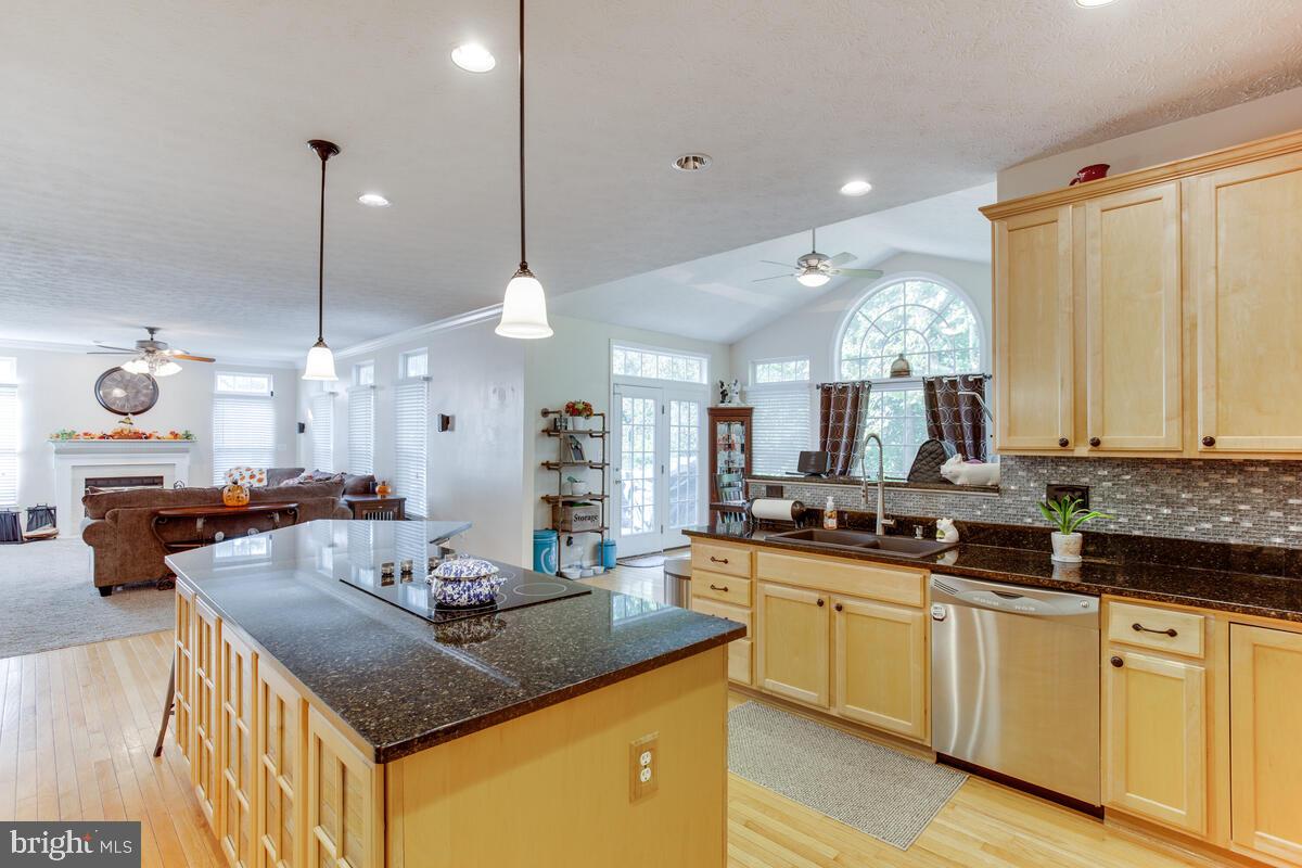 RICHFIELD STATION VILLAGE - Residential