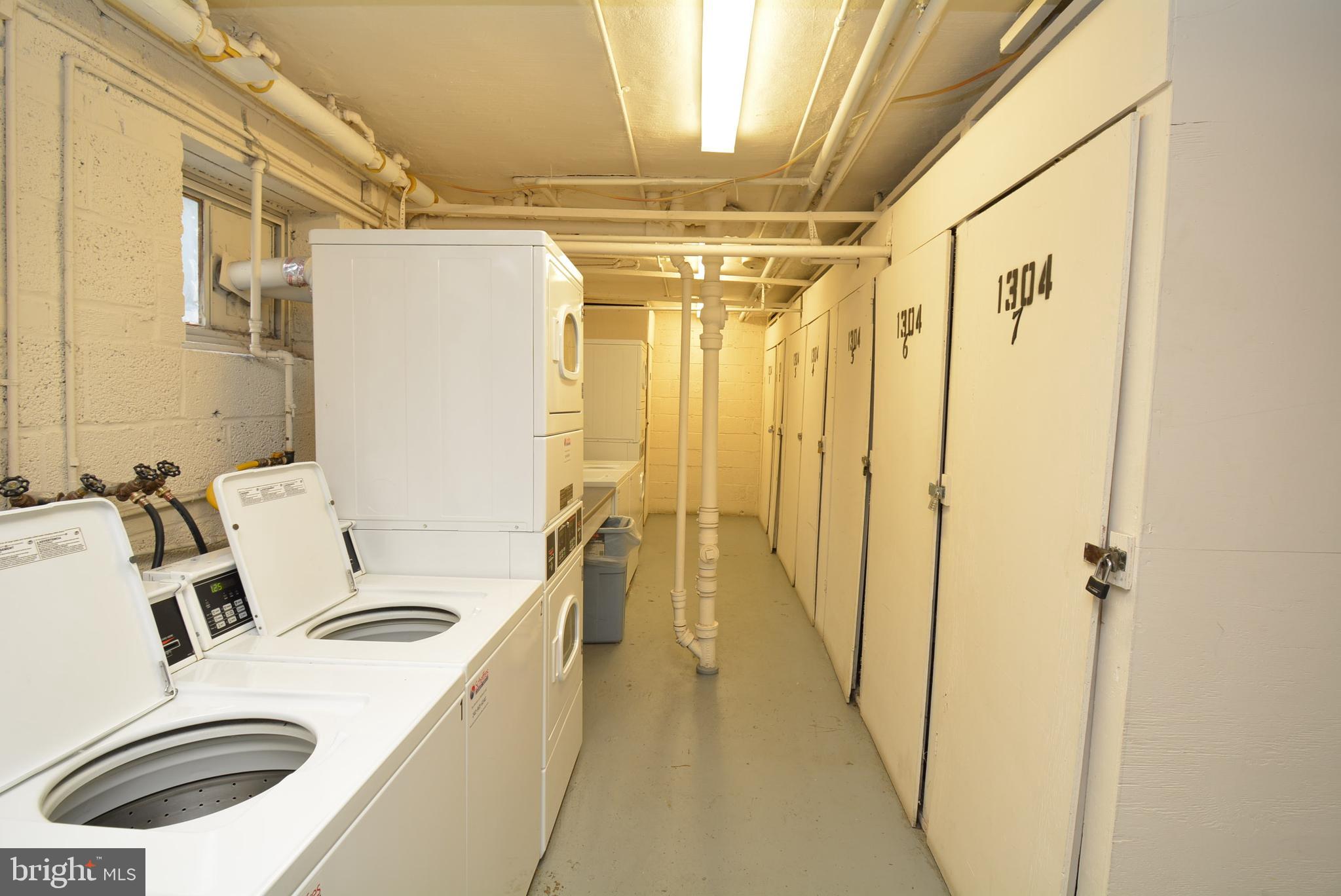 ROSSLYN HEIGHTS - Residential