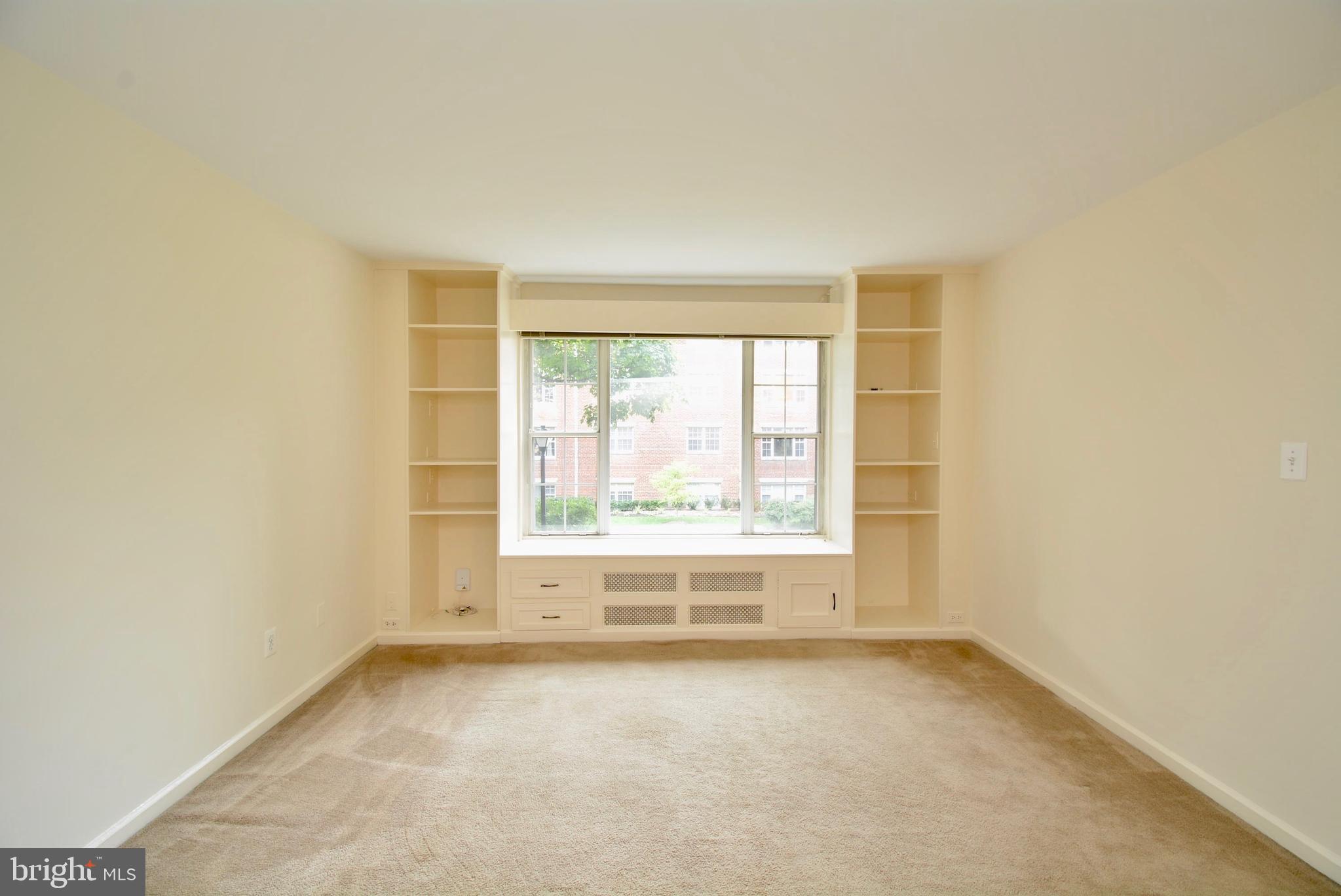 ROSSLYN HEIGHTS - Residential