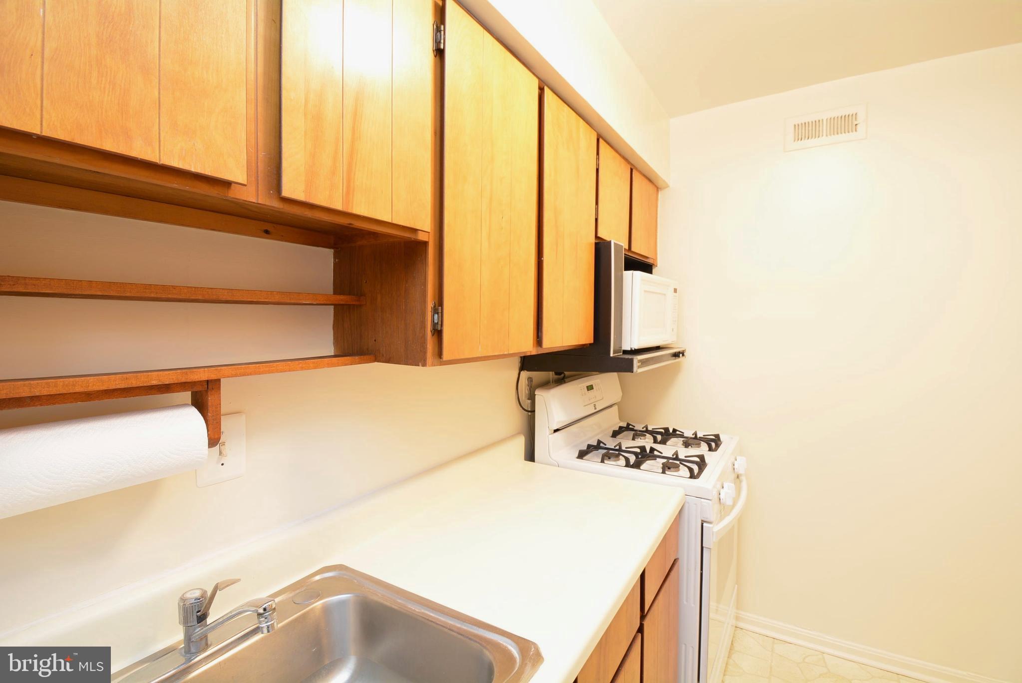 ROSSLYN HEIGHTS - Residential