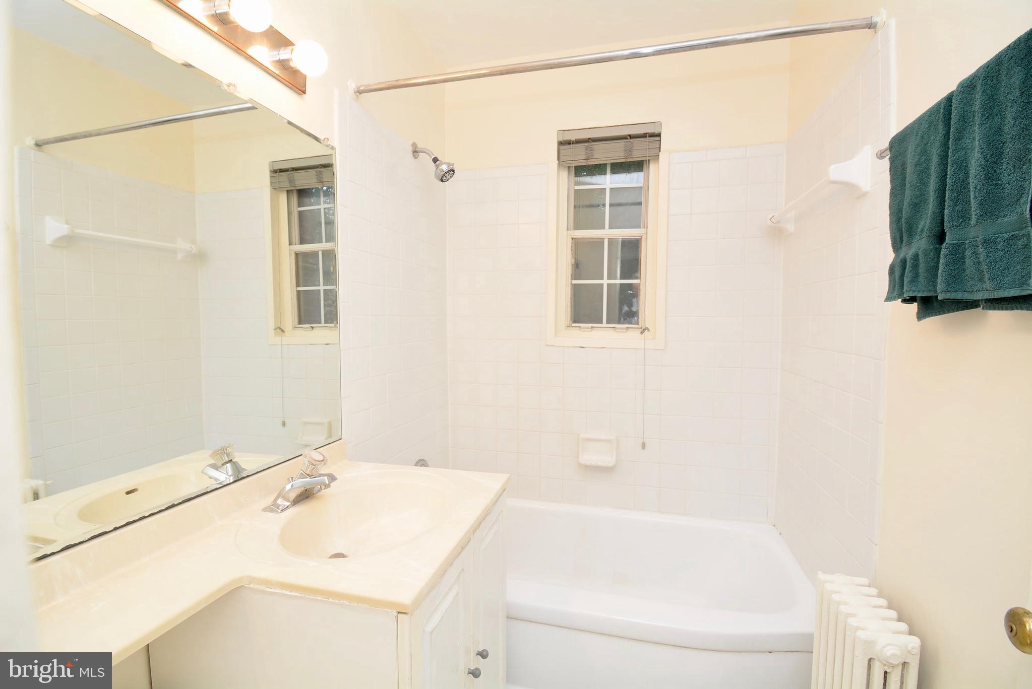 ROSSLYN HEIGHTS - Residential