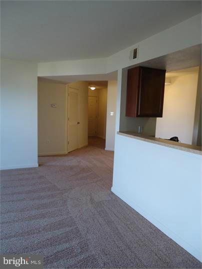 CEDAR LEE CONDOMINIUM - Residential Lease