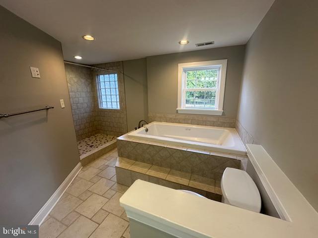 WOODS OF SANDY RID - Residential Lease