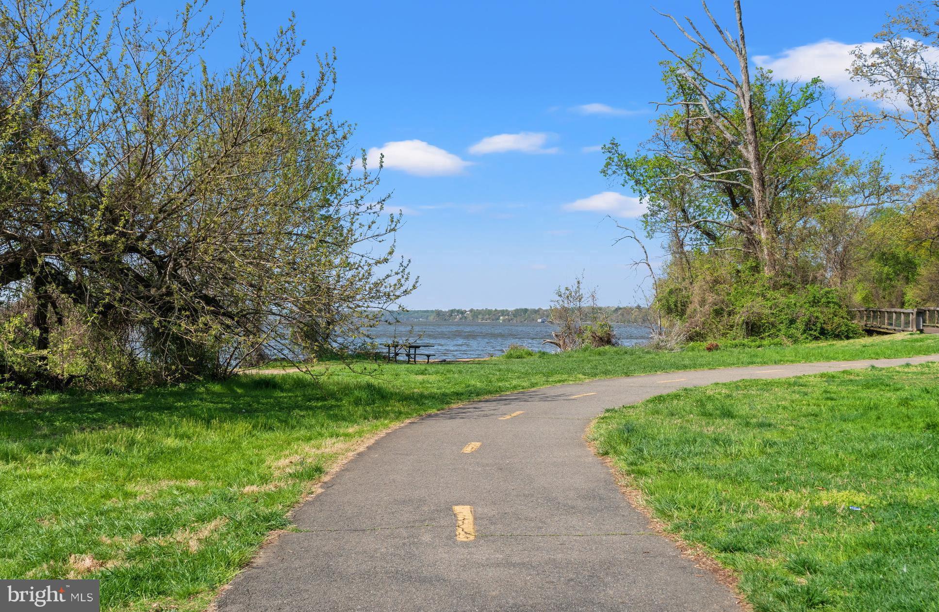 RIVER BEND ESTATES - Residential