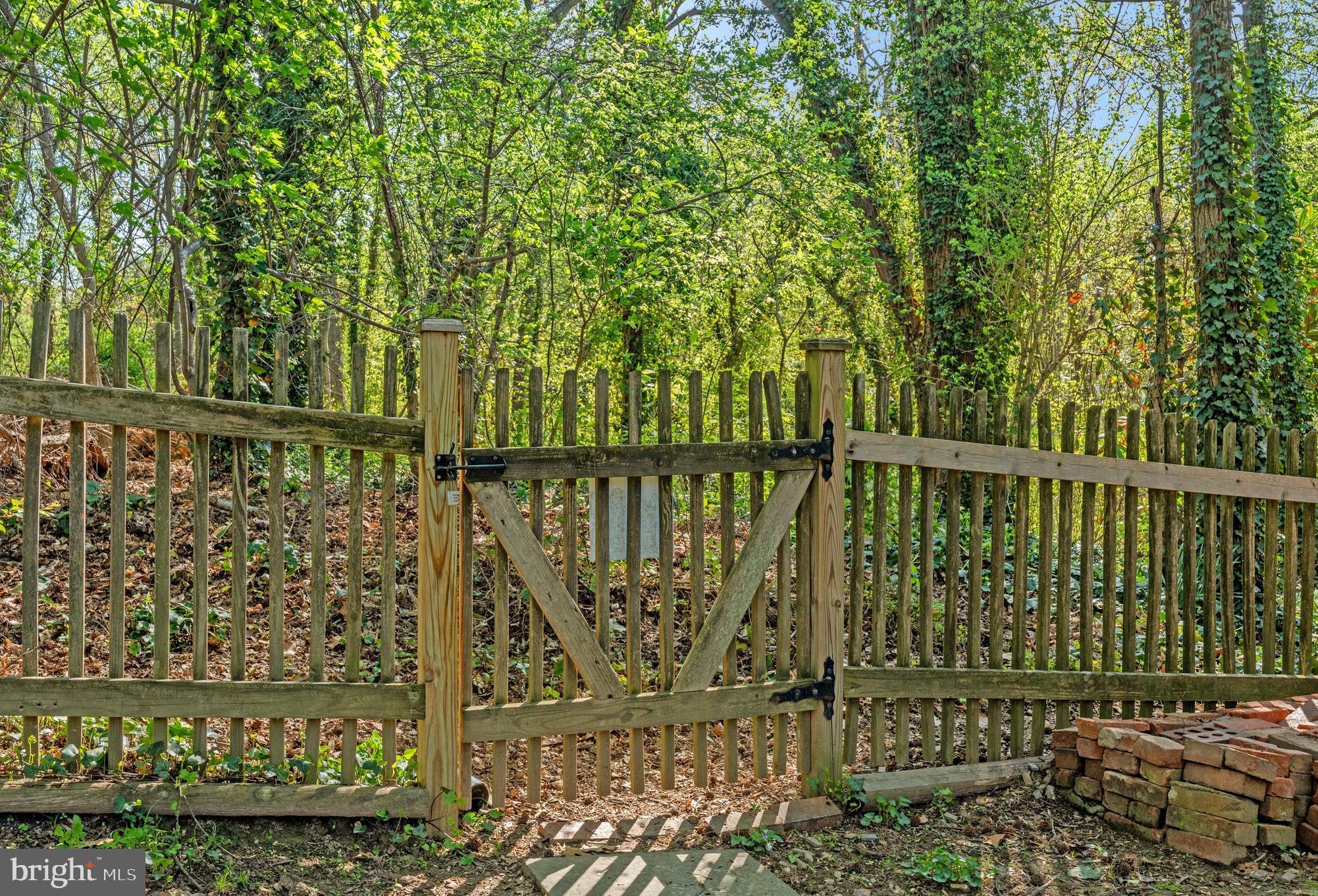 RIVER BEND ESTATES - Residential