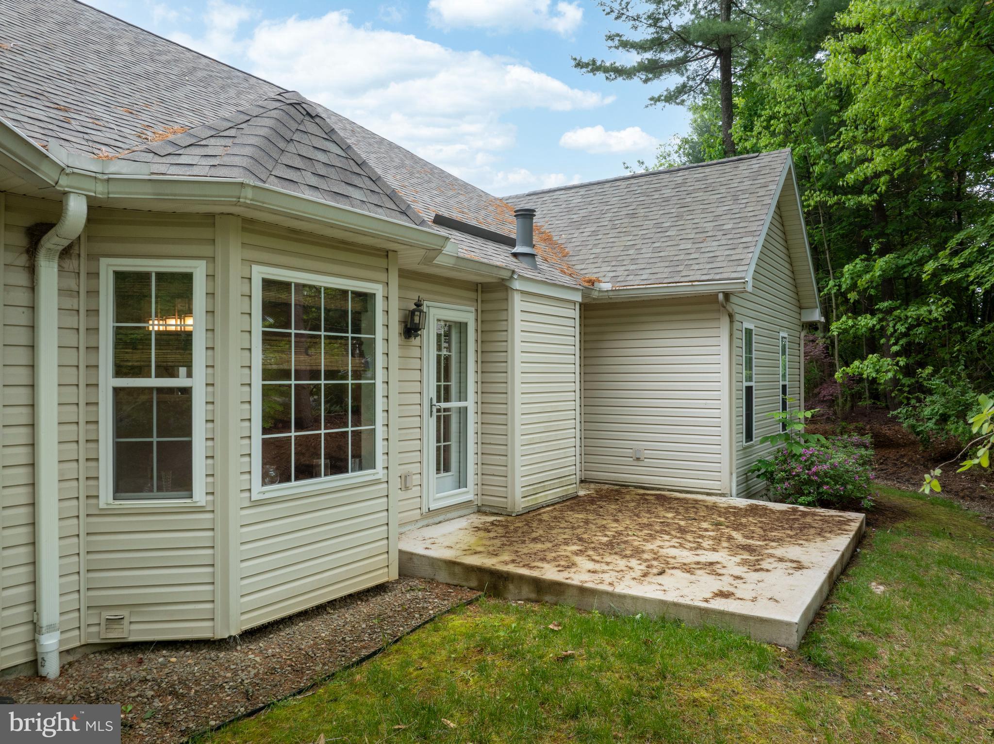 TANGLEWOOD MANOR - Residential
