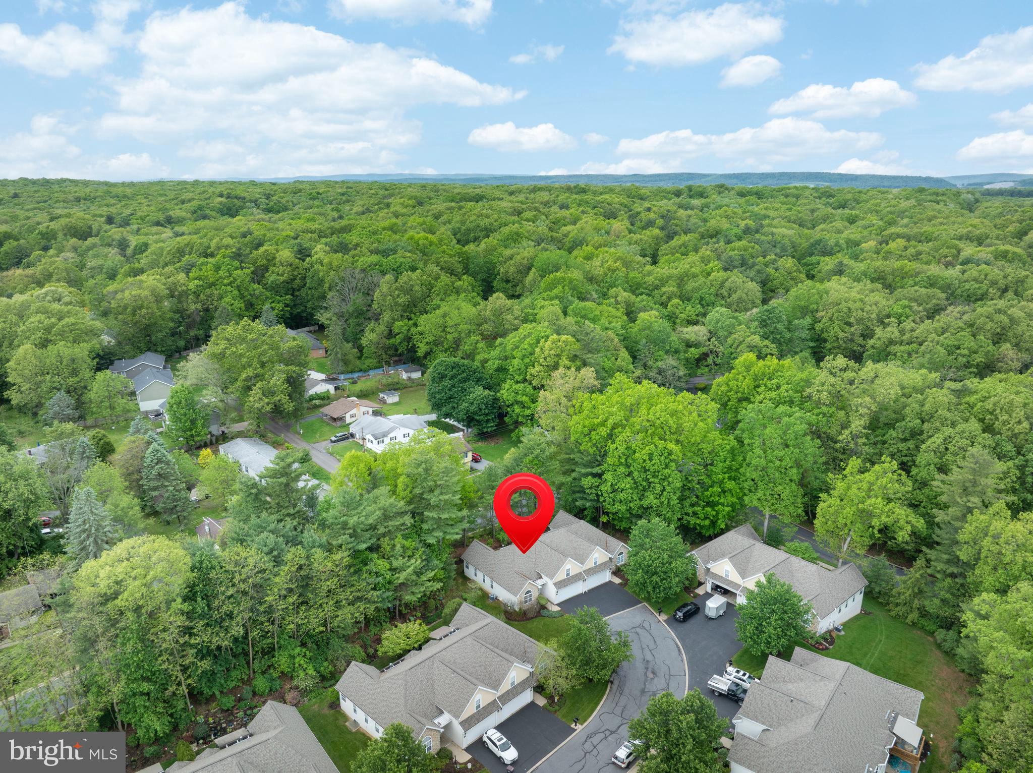 TANGLEWOOD MANOR - Residential