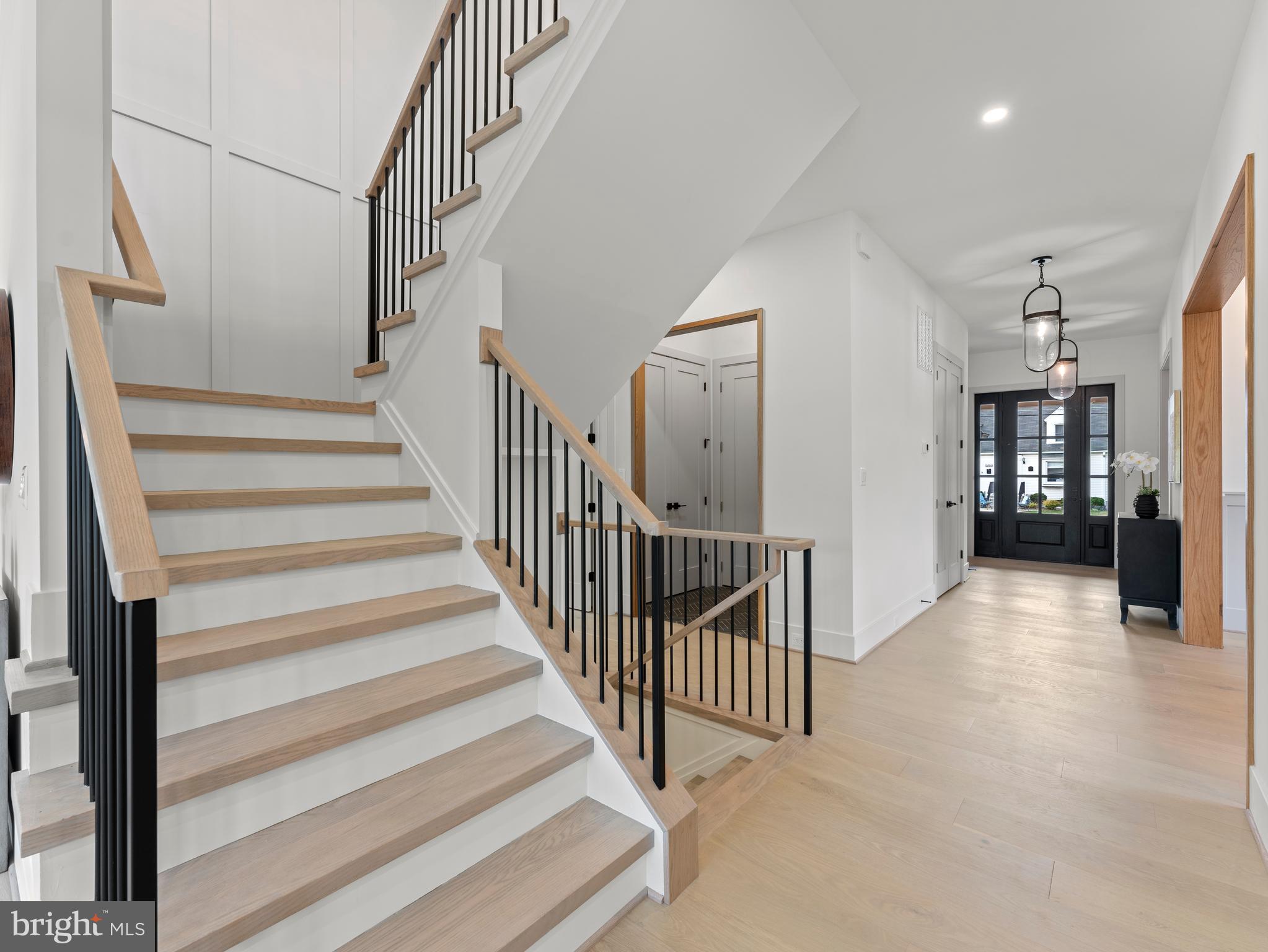 VIENNA WOODS - Residential