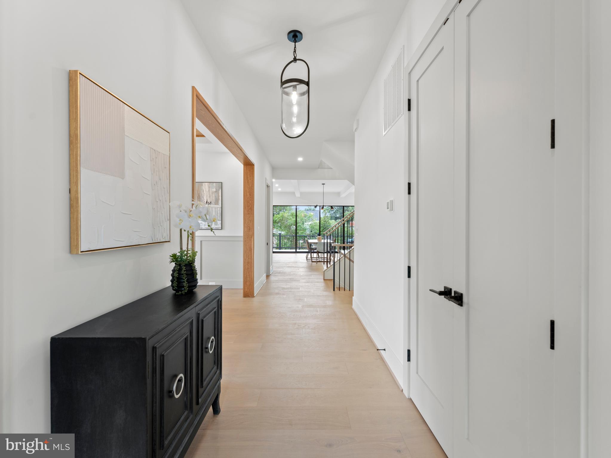 VIENNA WOODS - Residential