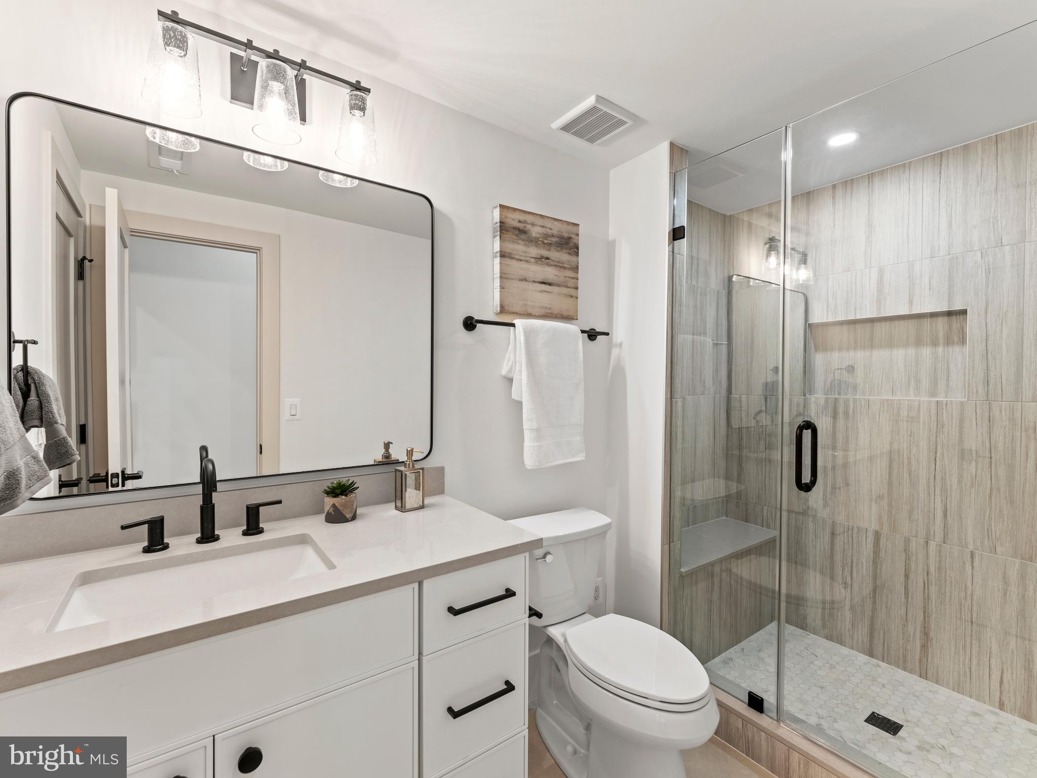 VIENNA WOODS - Residential