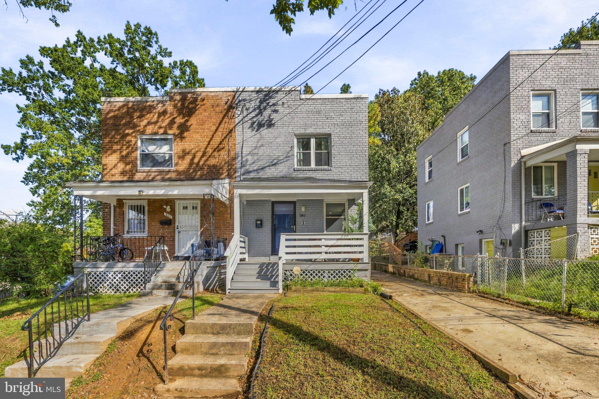 565 45TH STREET NE