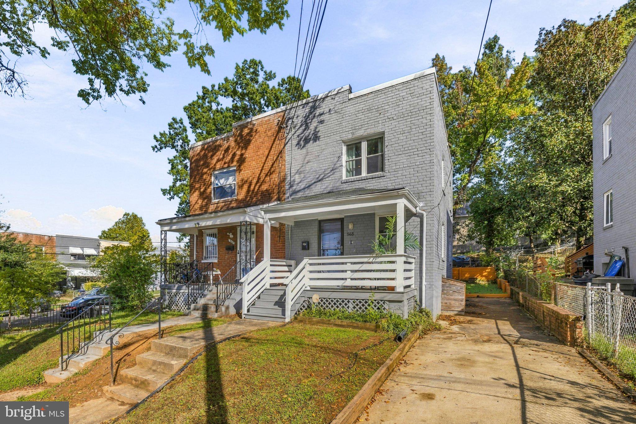 565 45TH STREET NE
