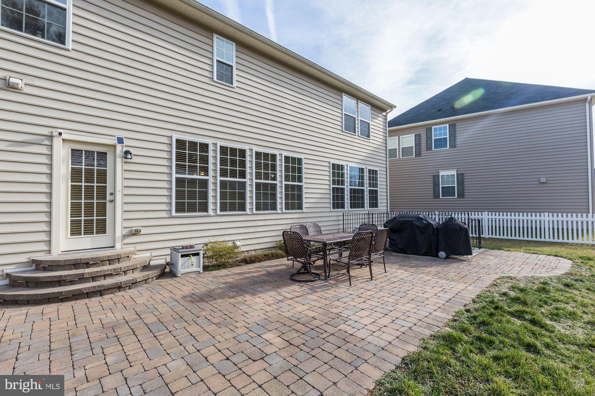 CLOVER RIDGE - Residential