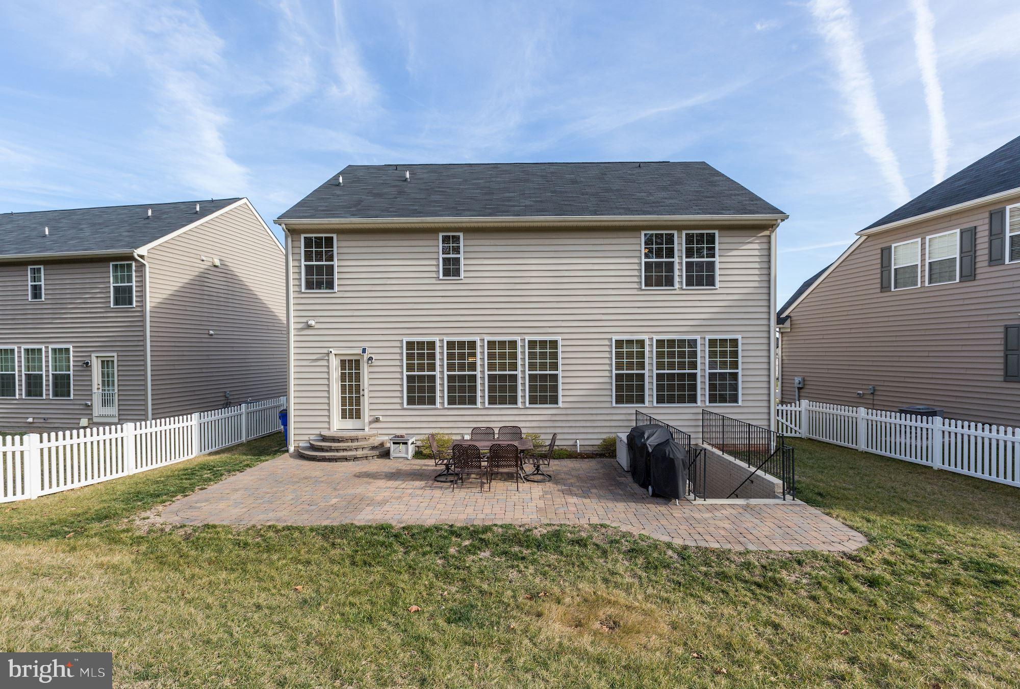 CLOVER RIDGE - Residential