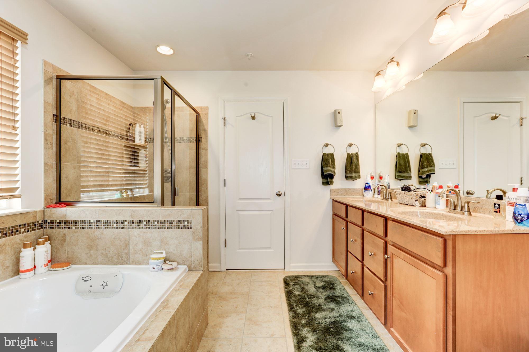 CLOVER RIDGE - Residential