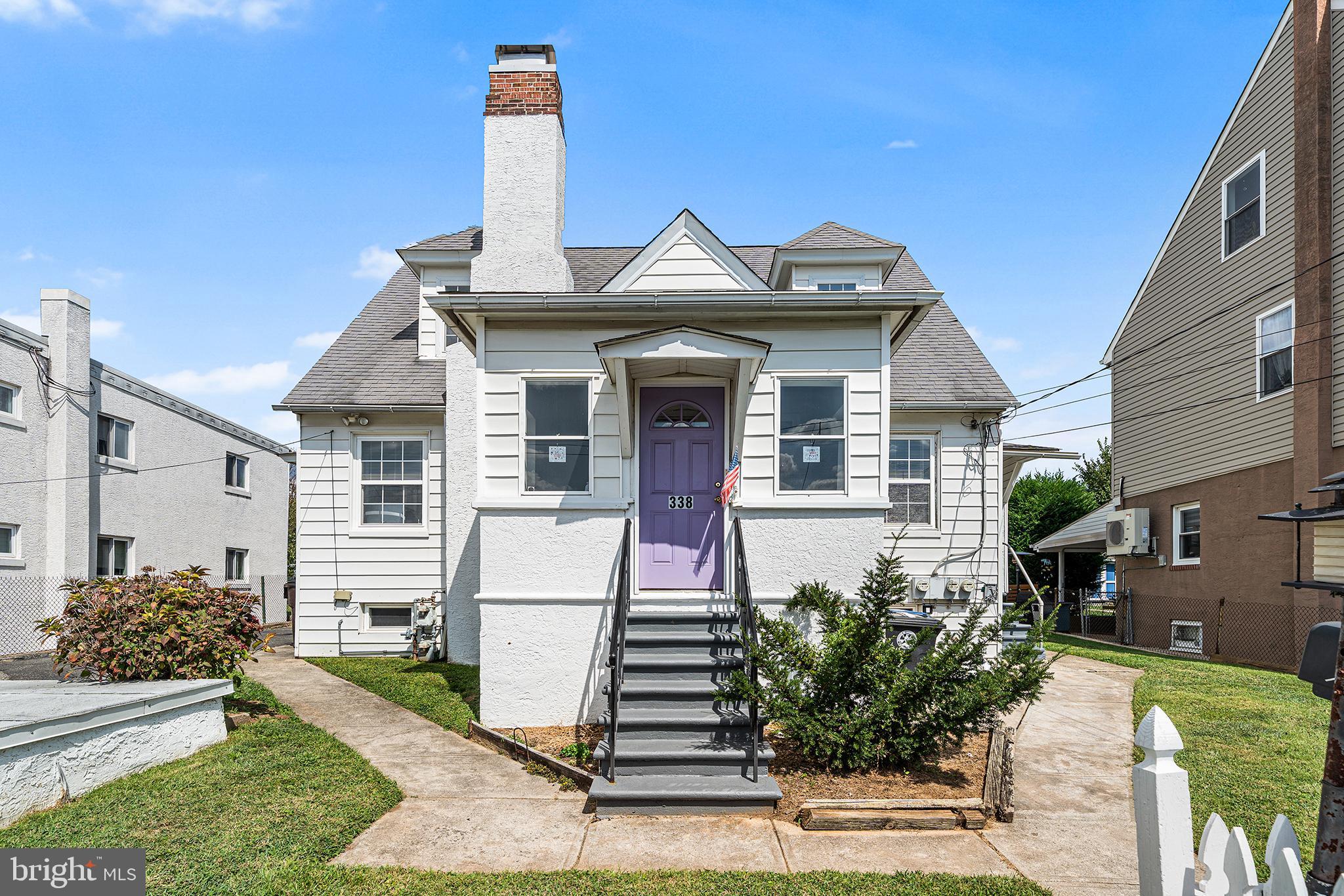 338 W 6TH AVENUE