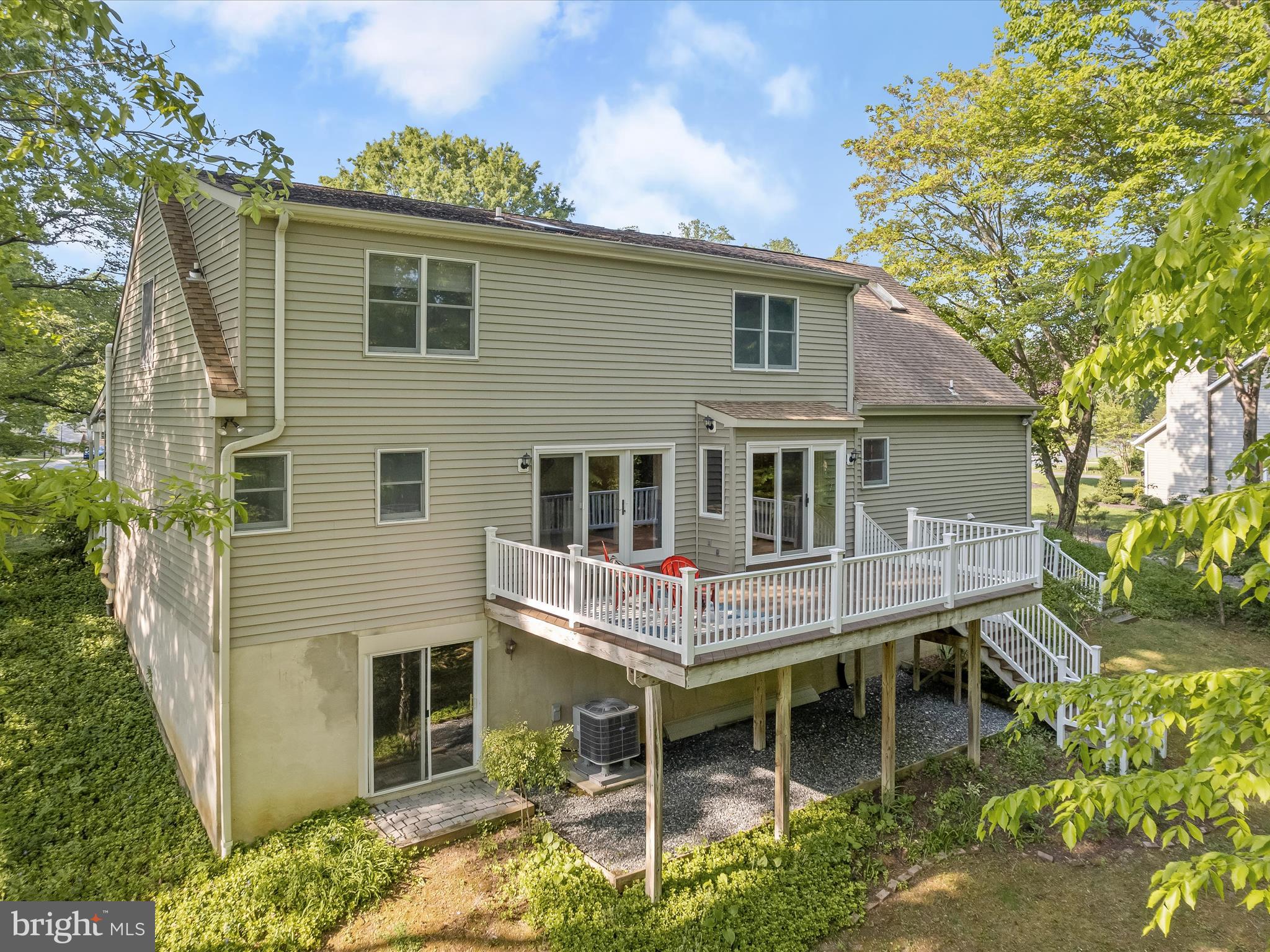 CARRIAGE HILLS - Residential