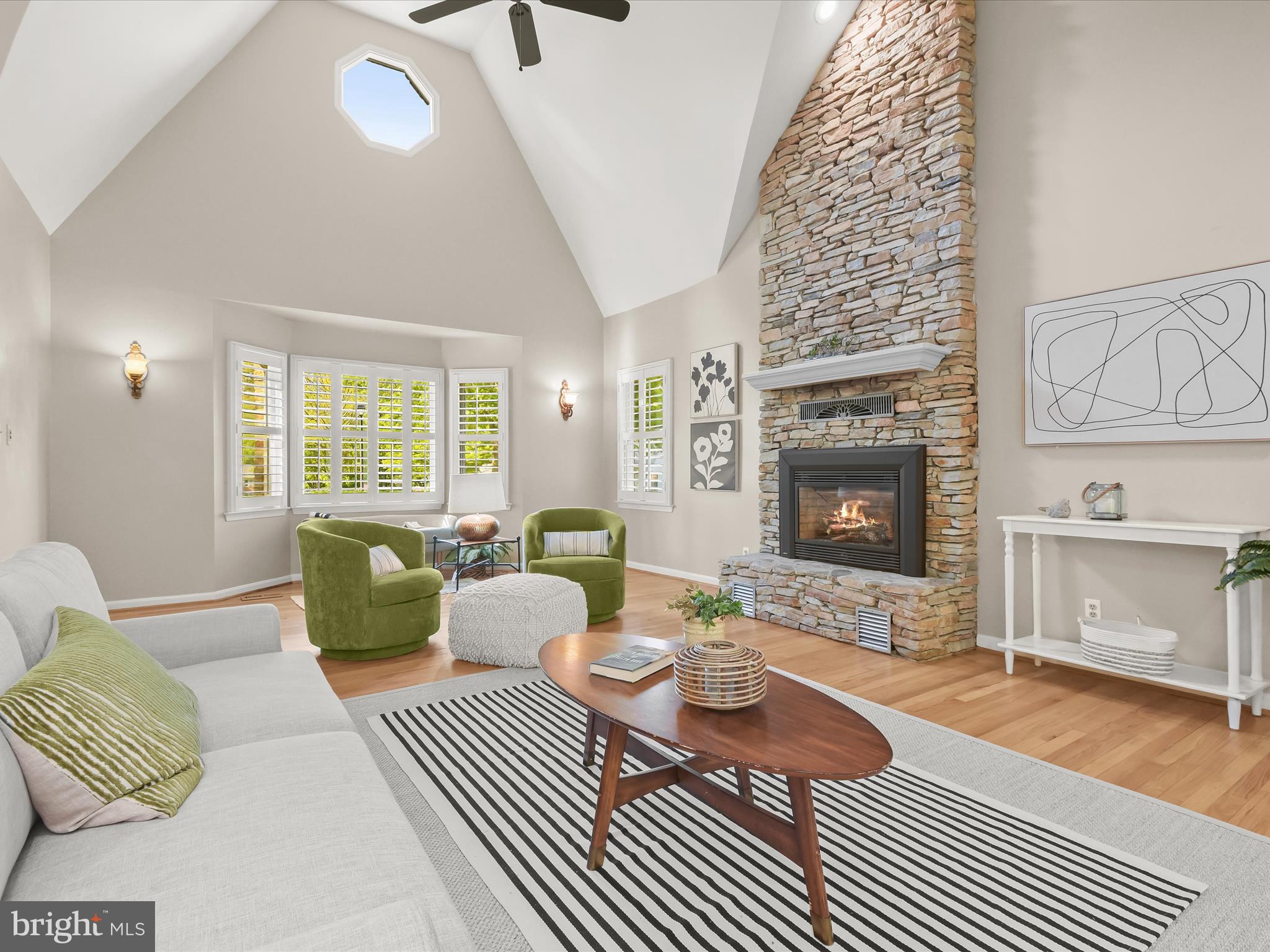 CARRIAGE HILLS - Residential