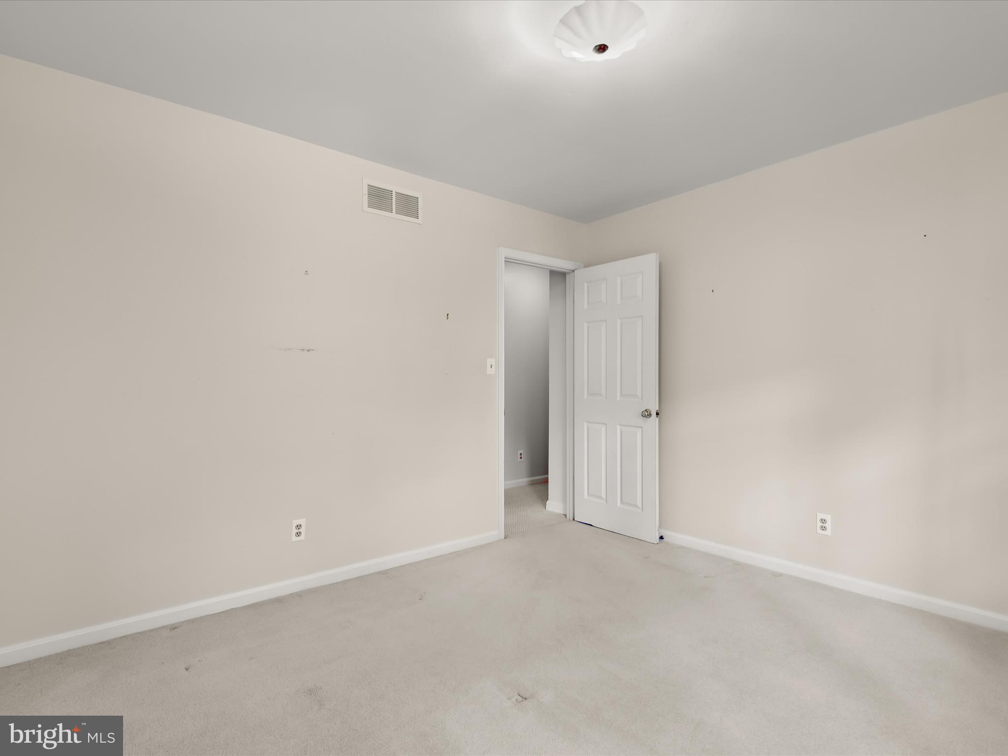 CARRIAGE HILLS - Residential