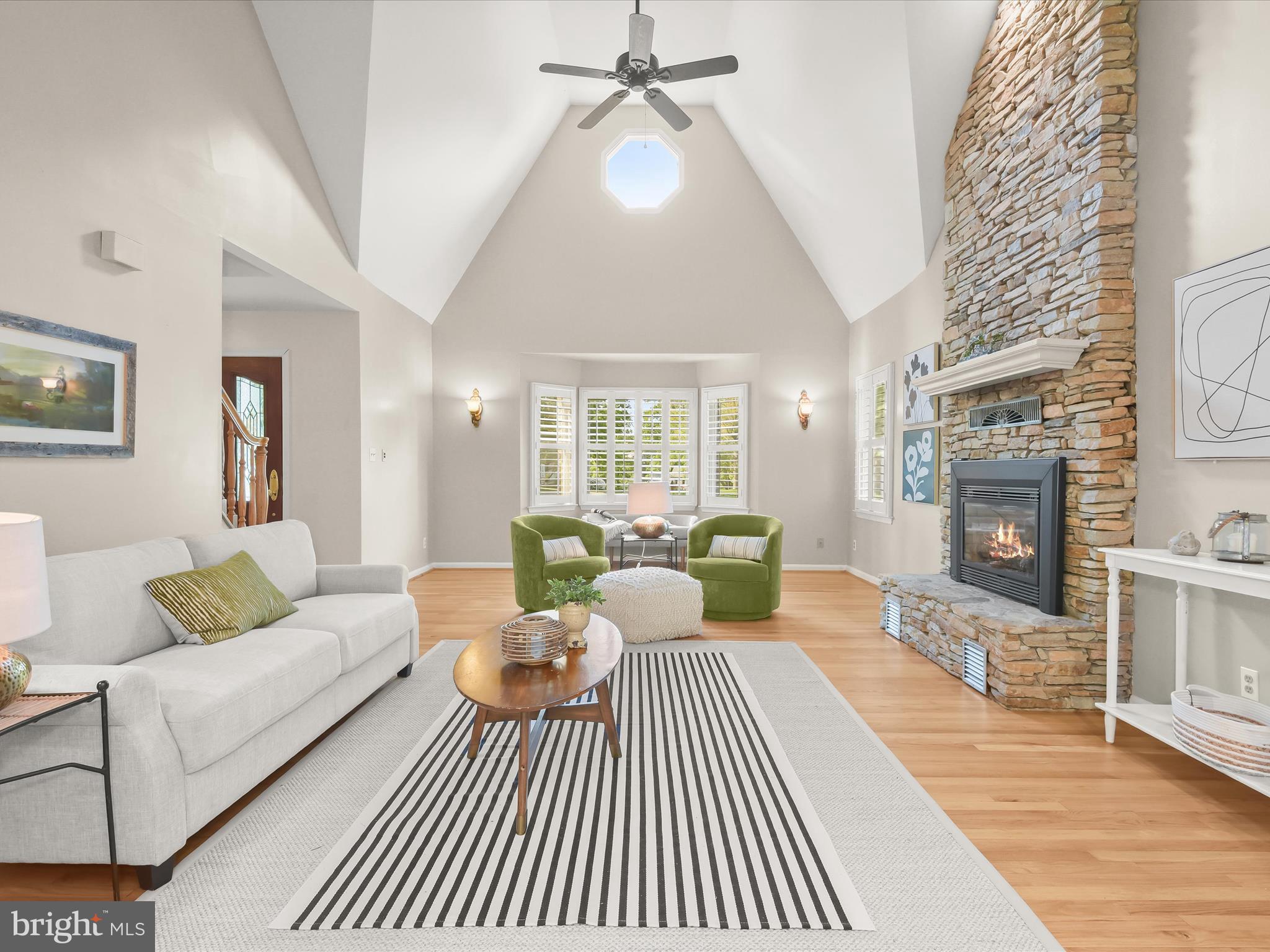 CARRIAGE HILLS - Residential