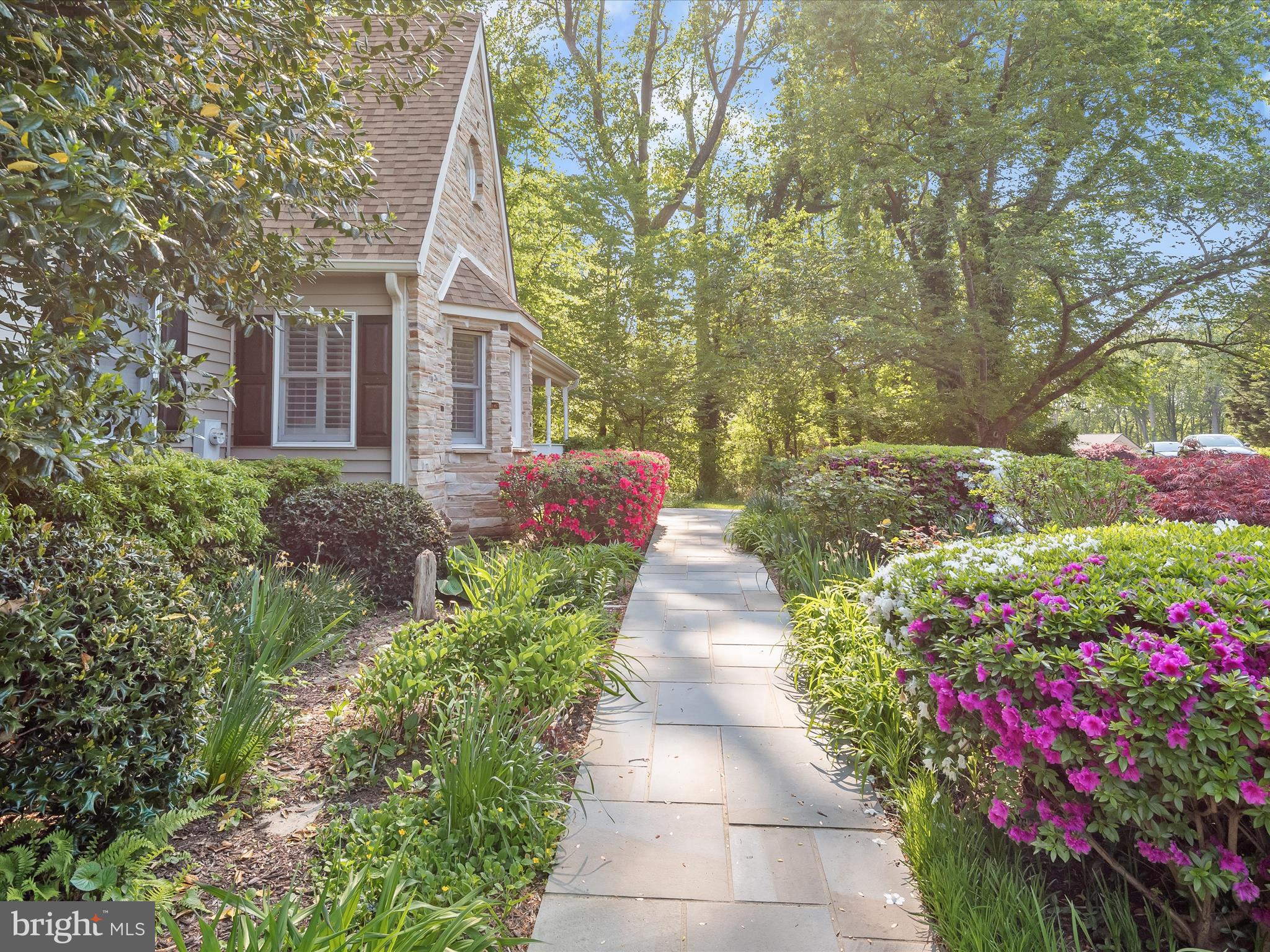 CARRIAGE HILLS - Residential