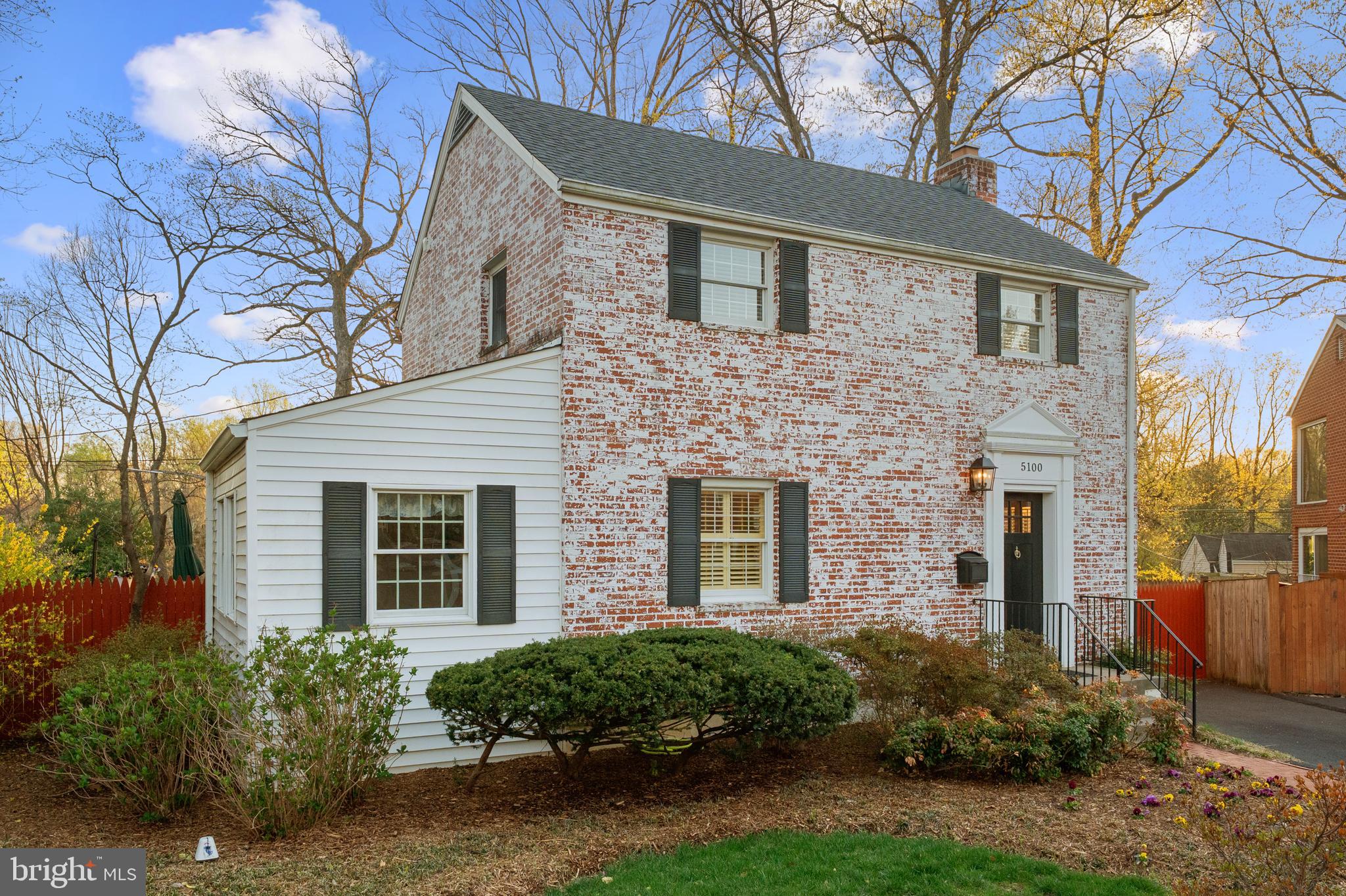 ARLINGTON FOREST - Residential