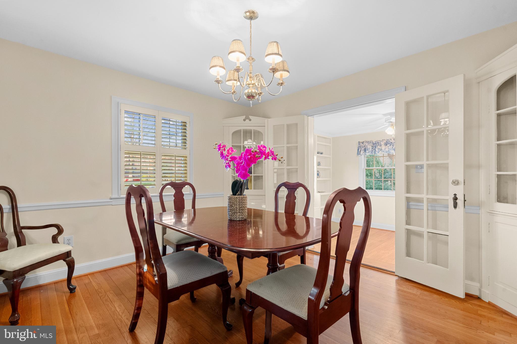 ARLINGTON FOREST - Residential