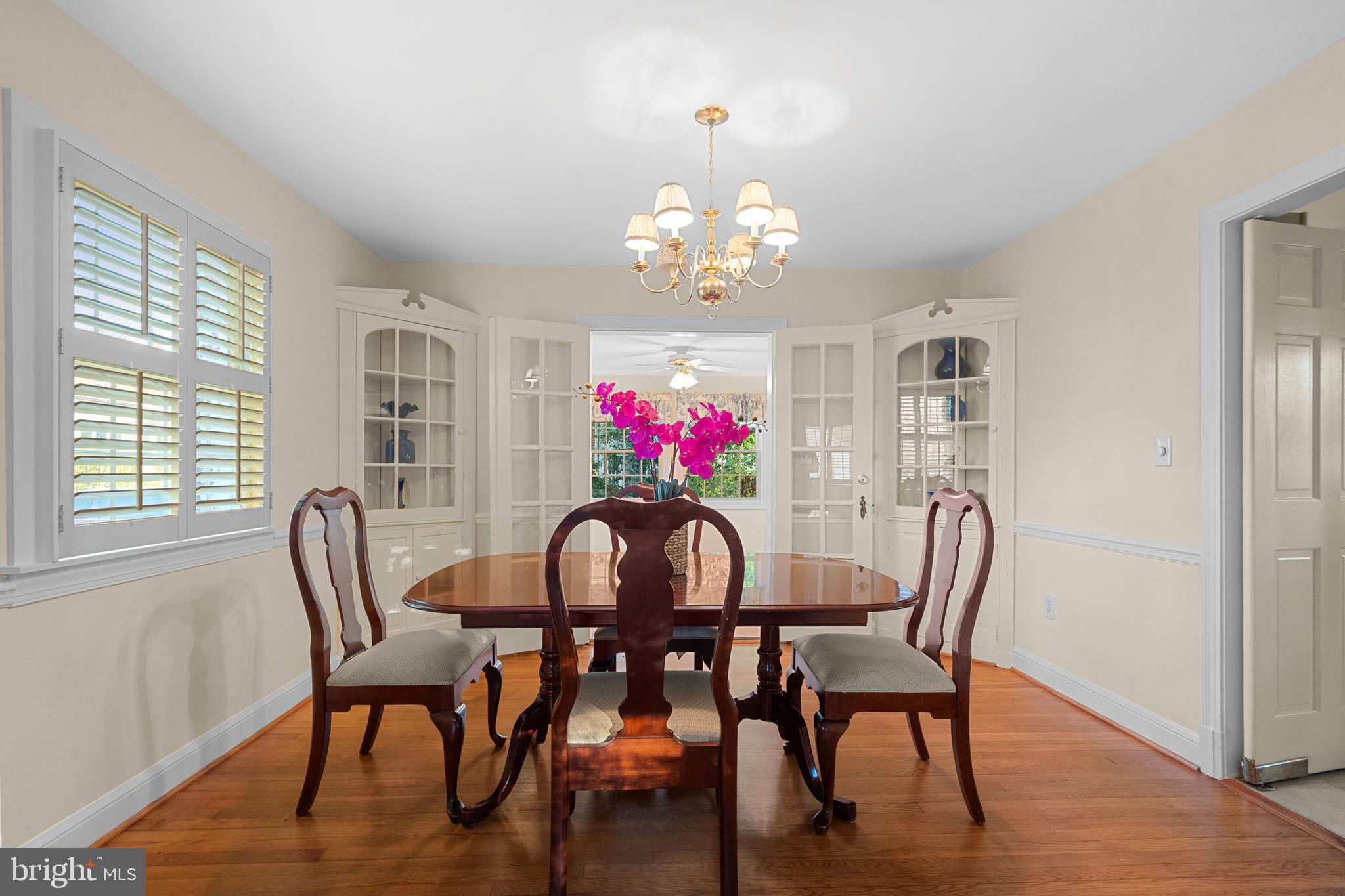 ARLINGTON FOREST - Residential