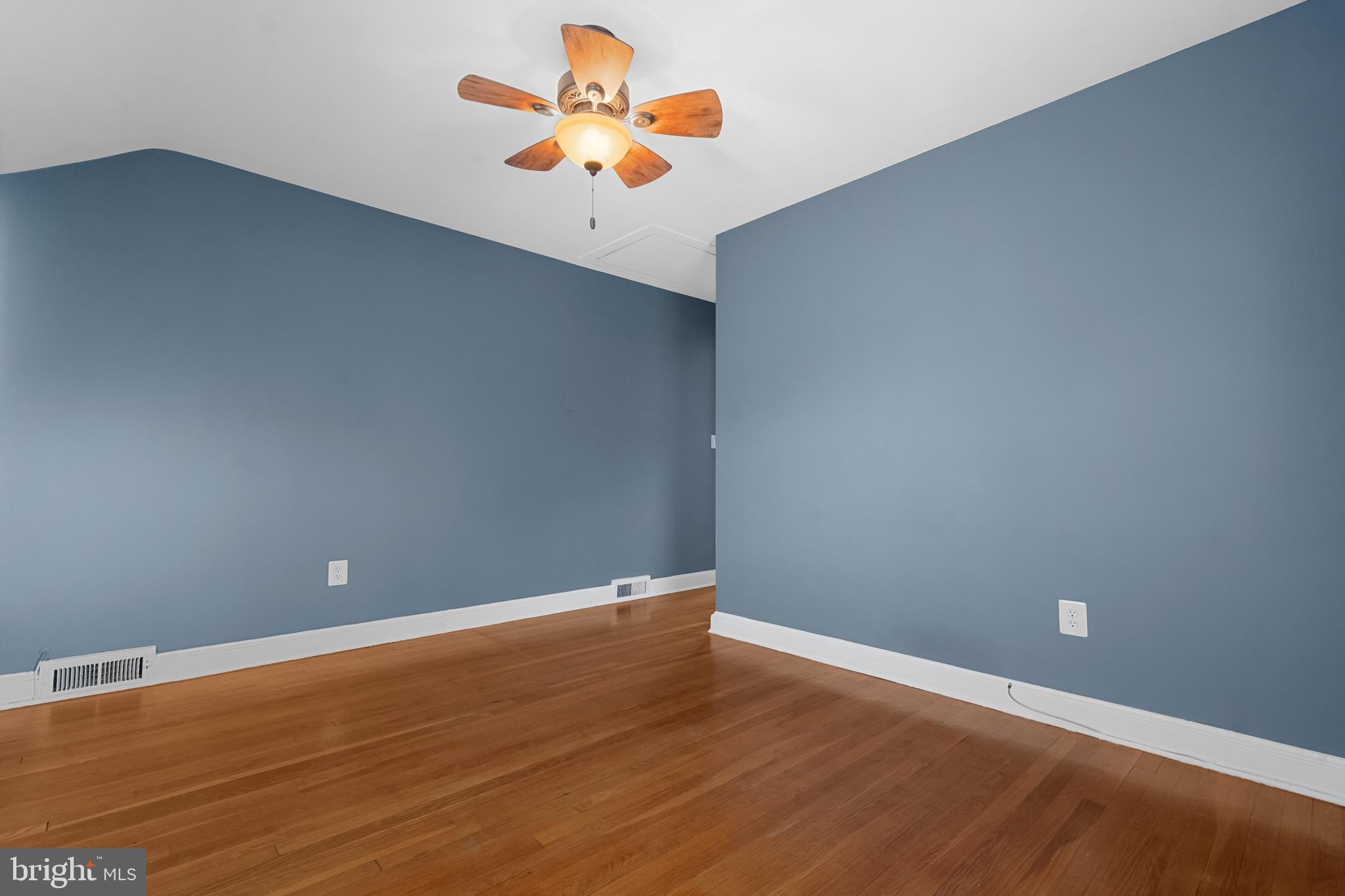 ARLINGTON FOREST - Residential