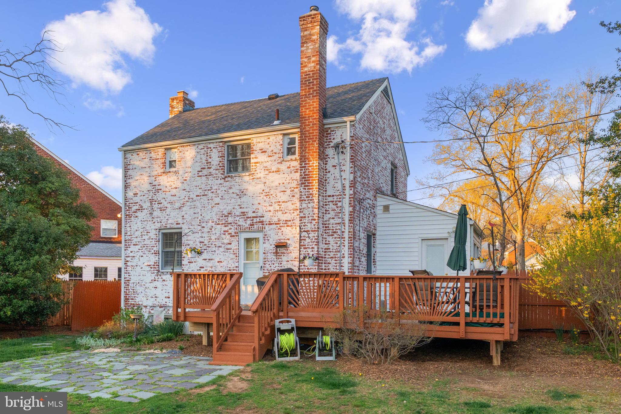 ARLINGTON FOREST - Residential