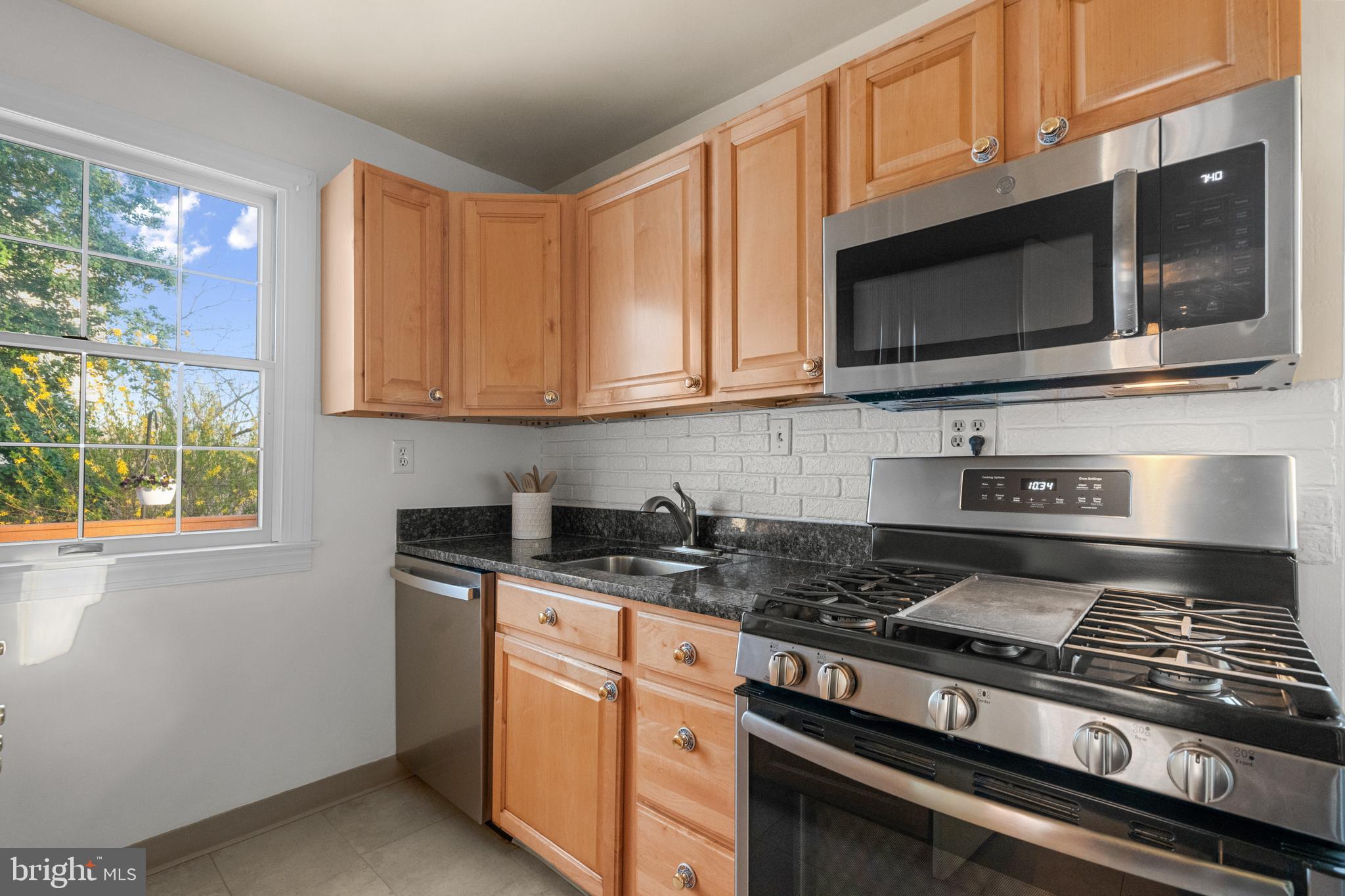 ARLINGTON FOREST - Residential