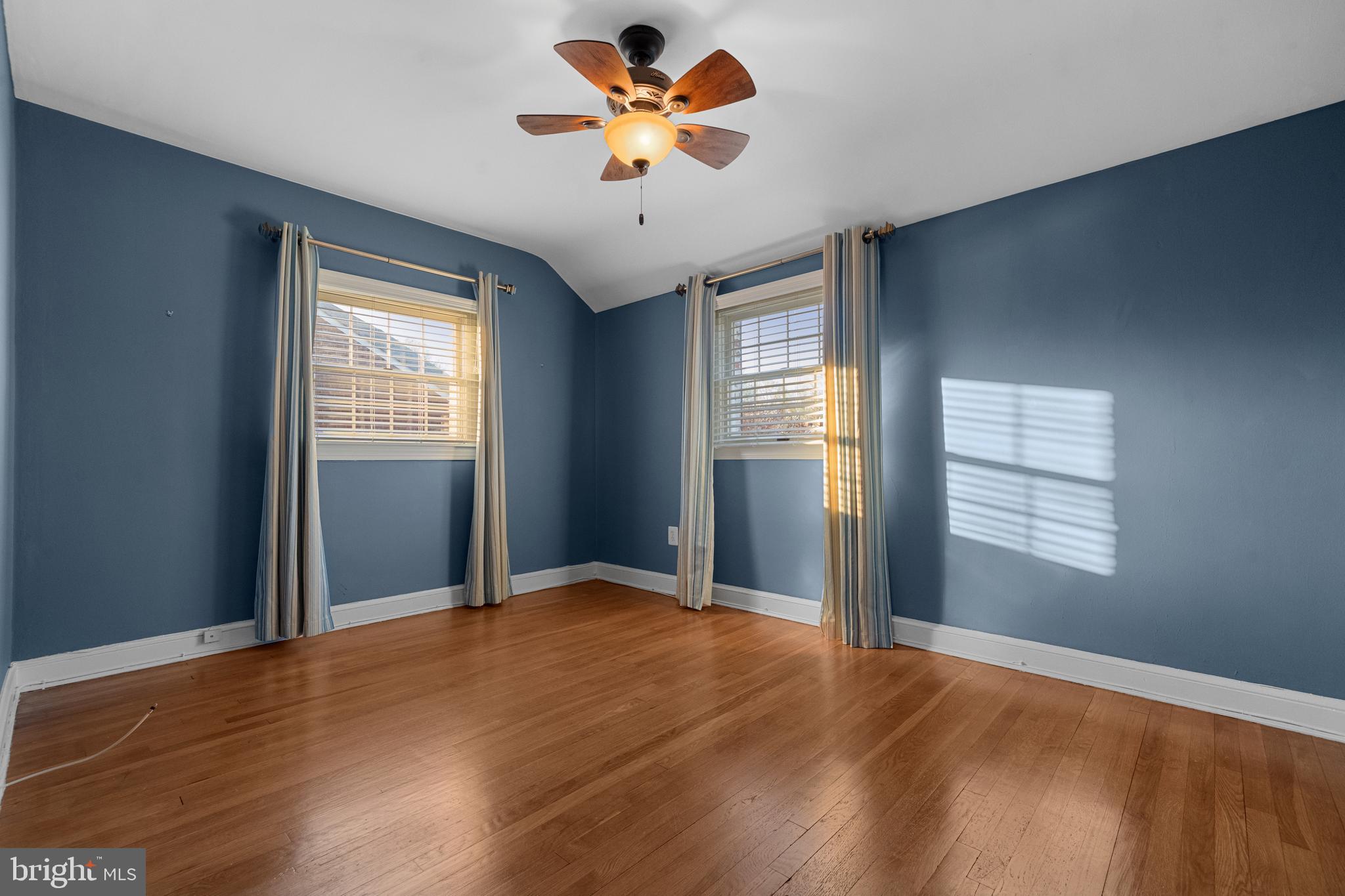 ARLINGTON FOREST - Residential