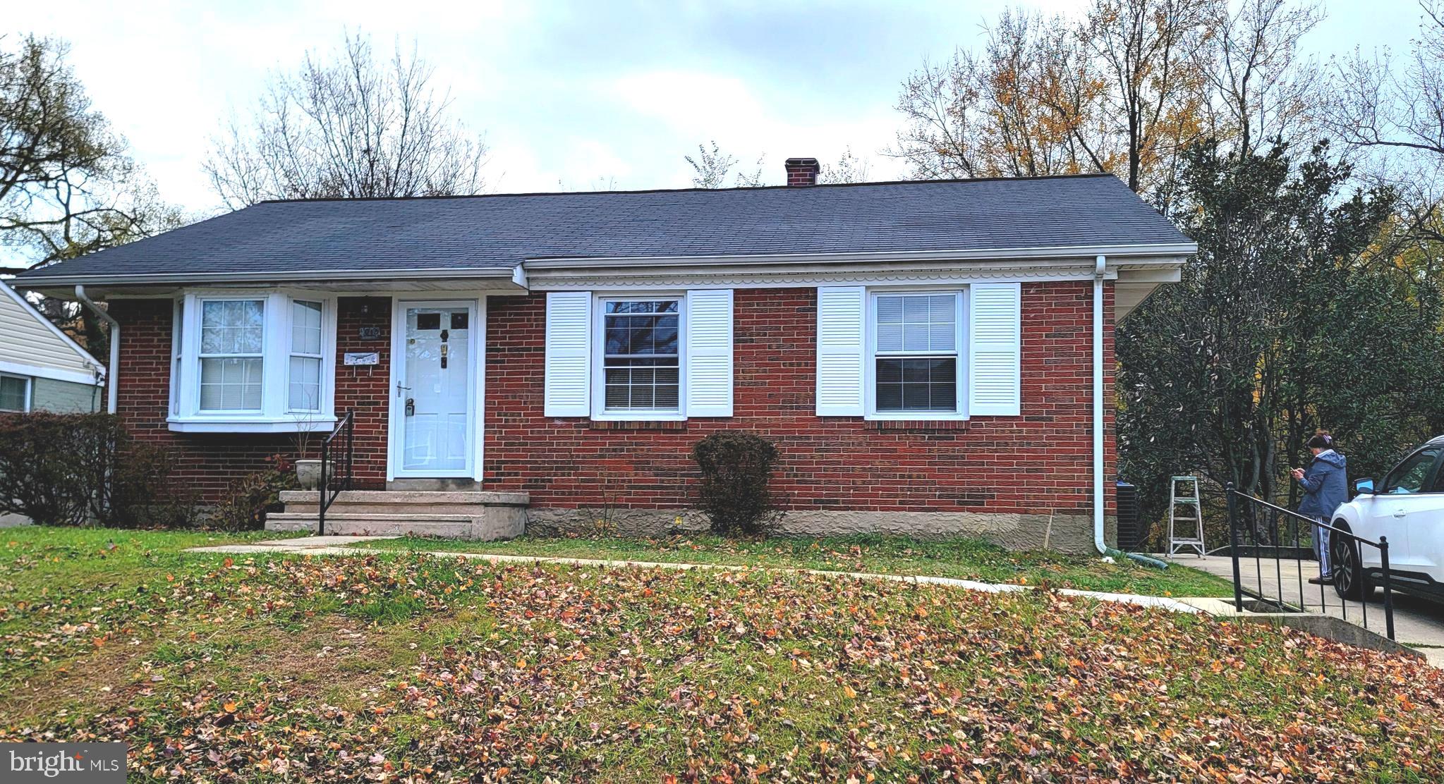 ORCHARD HILLS - Residential Lease