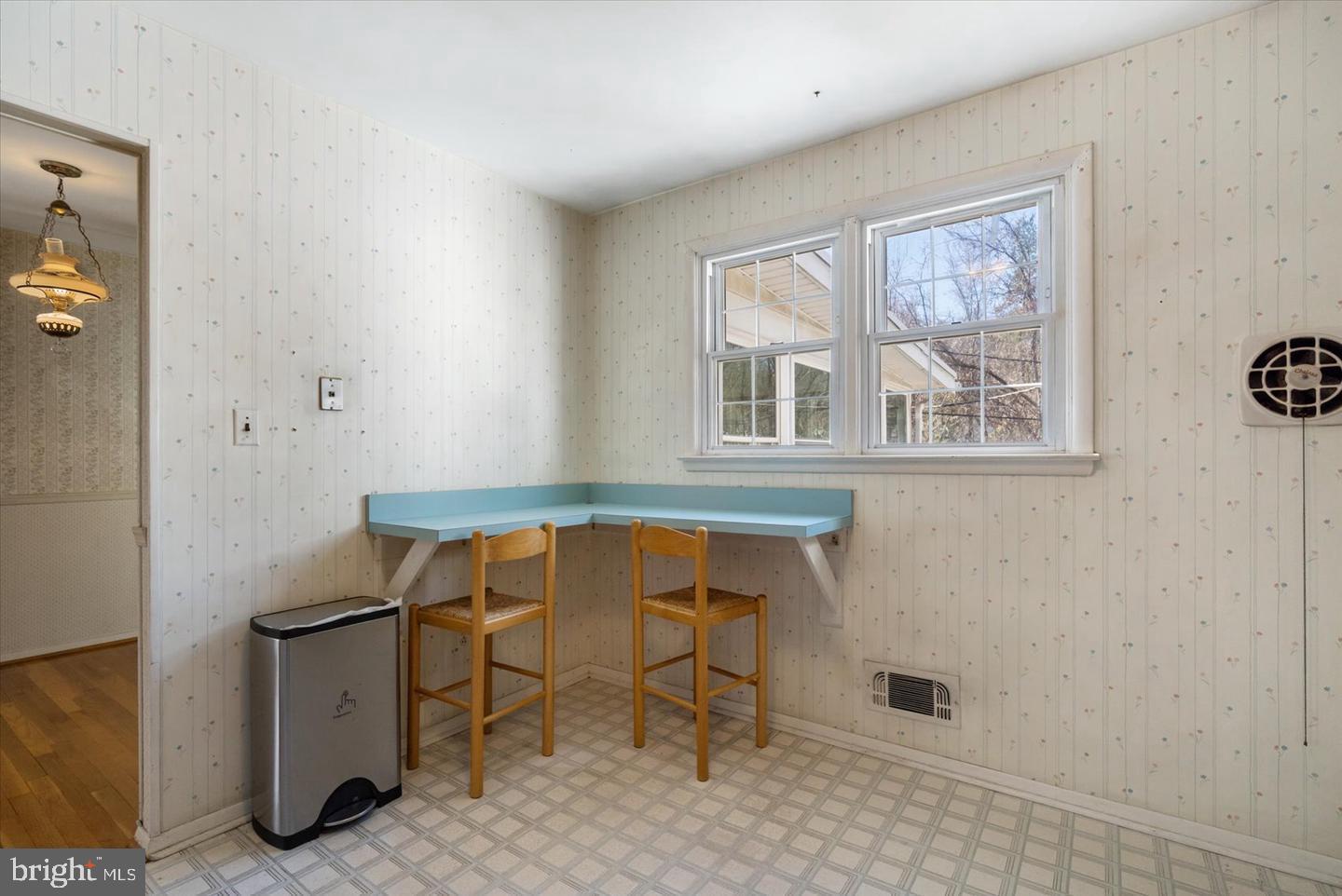 ORCHARD HILLS - Residential Lease