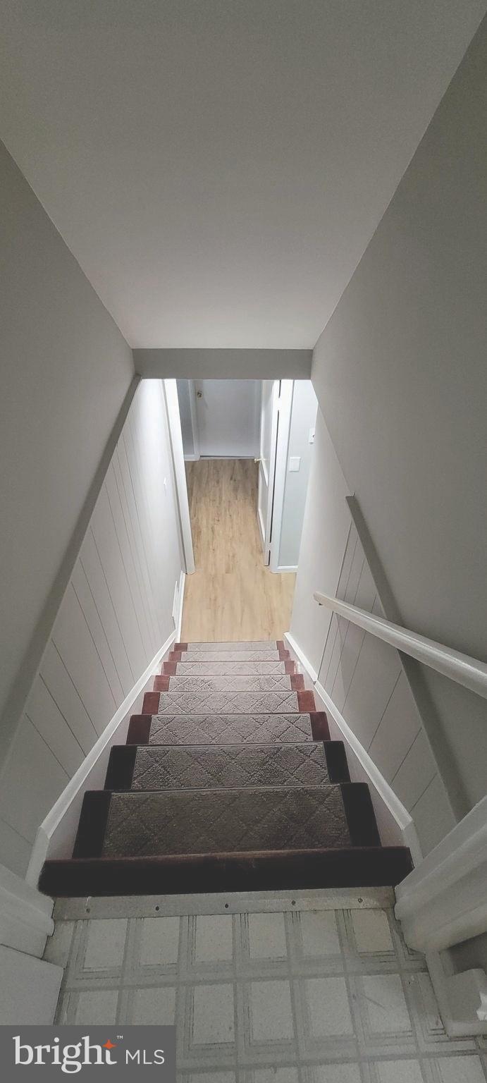 ORCHARD HILLS - Residential Lease